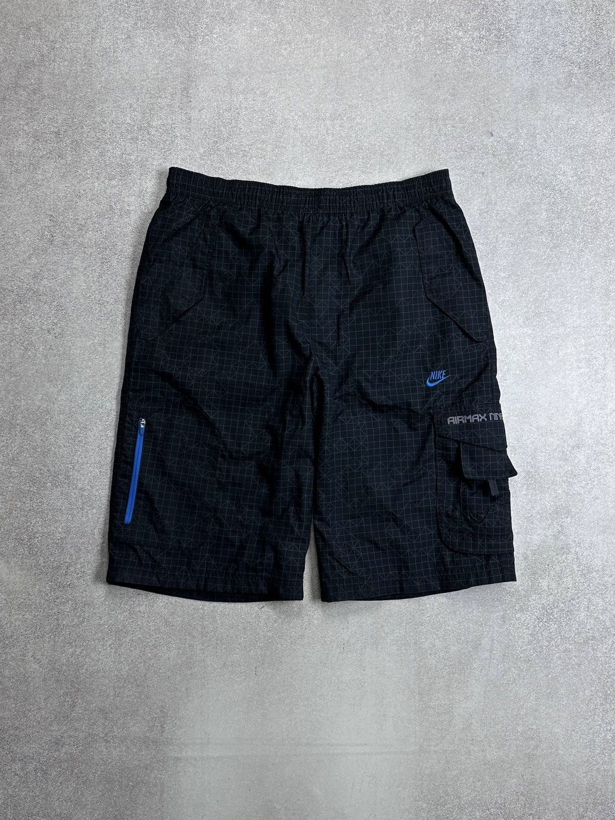 Nike Vintage Nike Tn Skepta Style Y2K Nylon Bermuda Cargo Shorts Size US 32 / EU 48 - 1 Thumbnail