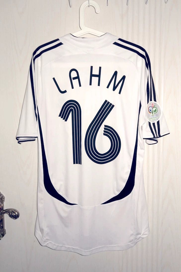 Other 2006 Germany #16 Philipp Lahm Jersey Home Size US M / EU 48-50 / 2 - 1 Thumbnail