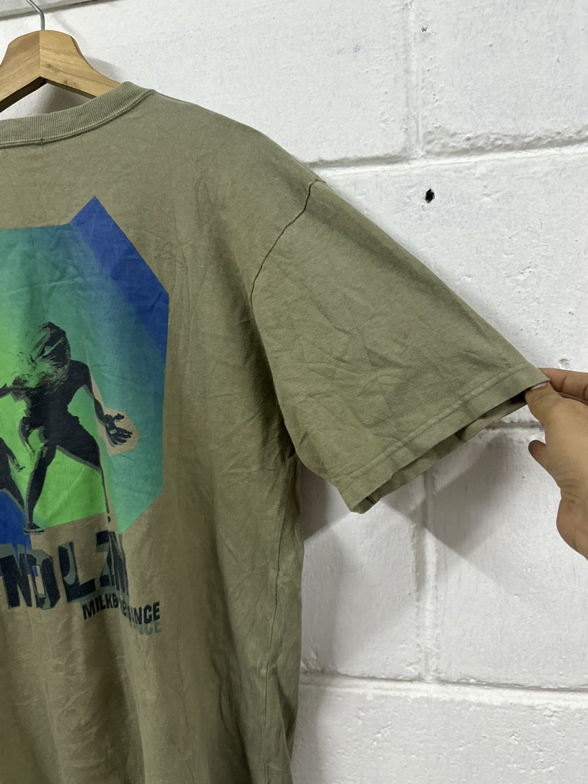 20471120 Vintage MILKBOY “Vandalizm Cannot Be Stopped” T Shirt Size US L / EU 52-54 / 3 - 8 Thumbnail