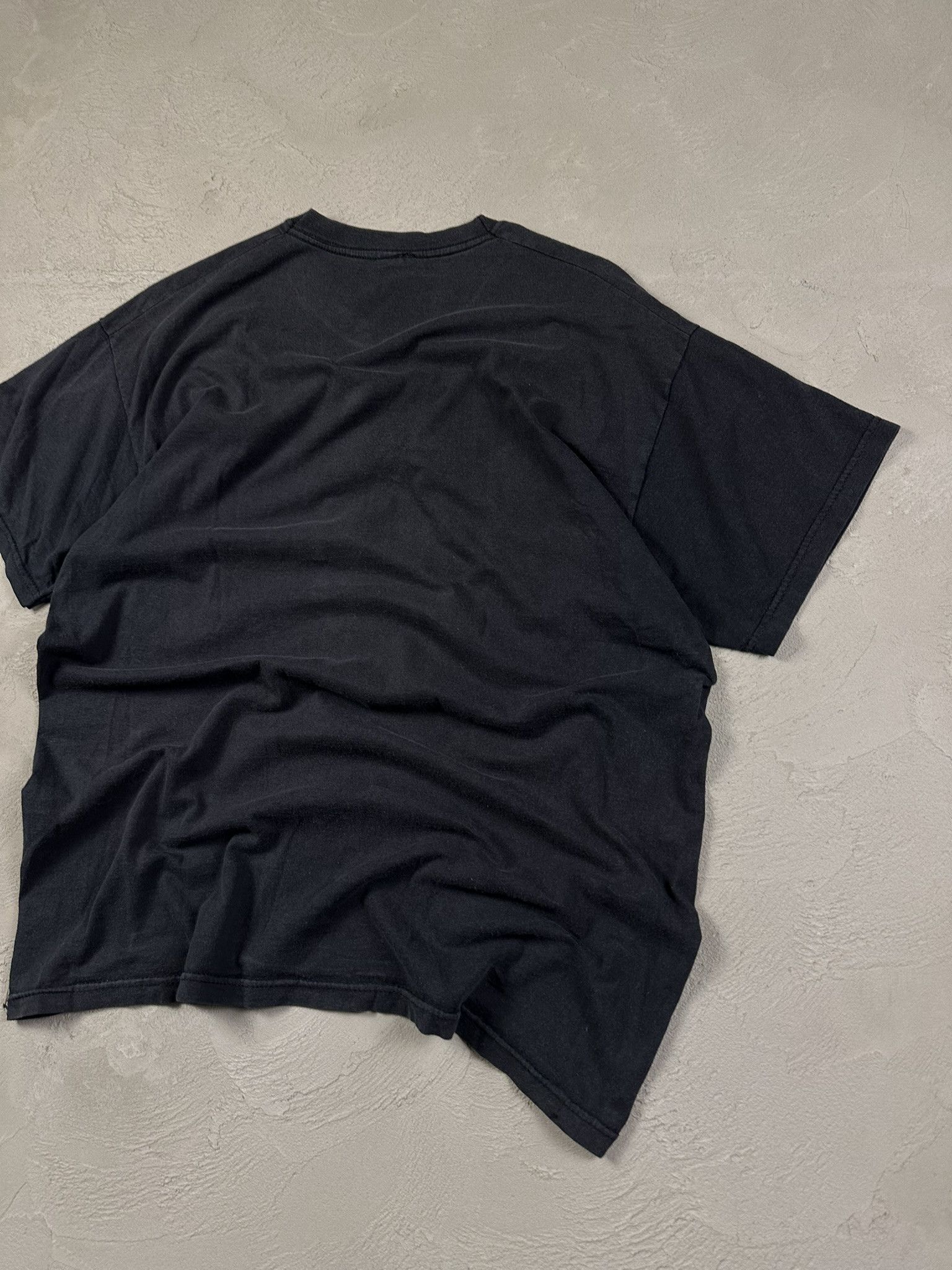 Band Tees 2004 Guns N' Roses Rock Band Promo T-shirt Size US M / EU 48-50 / 2 - 13 Thumbnail