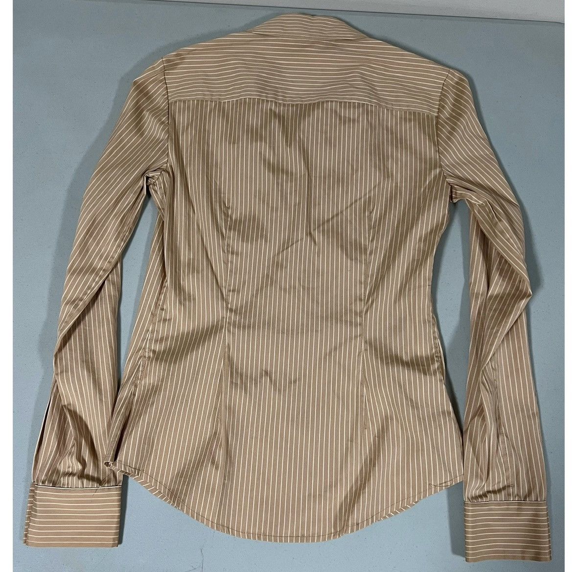Theory Theory Tan Long Sleeve Button-Down Shirt Top Blouse Size P🤍✨ Size S / US 4 / IT 40 - 6 Thumbnail