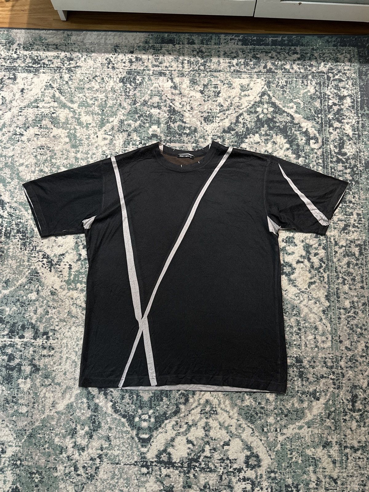 Issey Miyake SS04 Issey Miyake Curved Tape Line T-Shirt Size US M / EU 48-50 / 2 - 2 Thumbnail