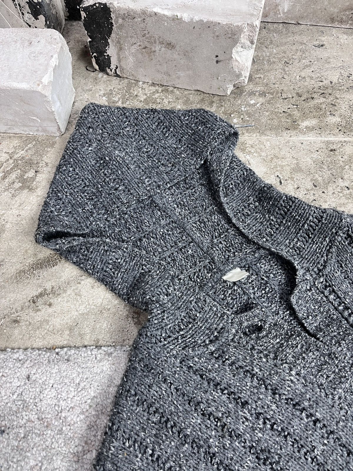 Vintage OVERSIZED HOODED KNITED CARDIGAN + FLARED SLEEVES - 1653 Size US XL / EU 56 / 4 - 10 Thumbnail