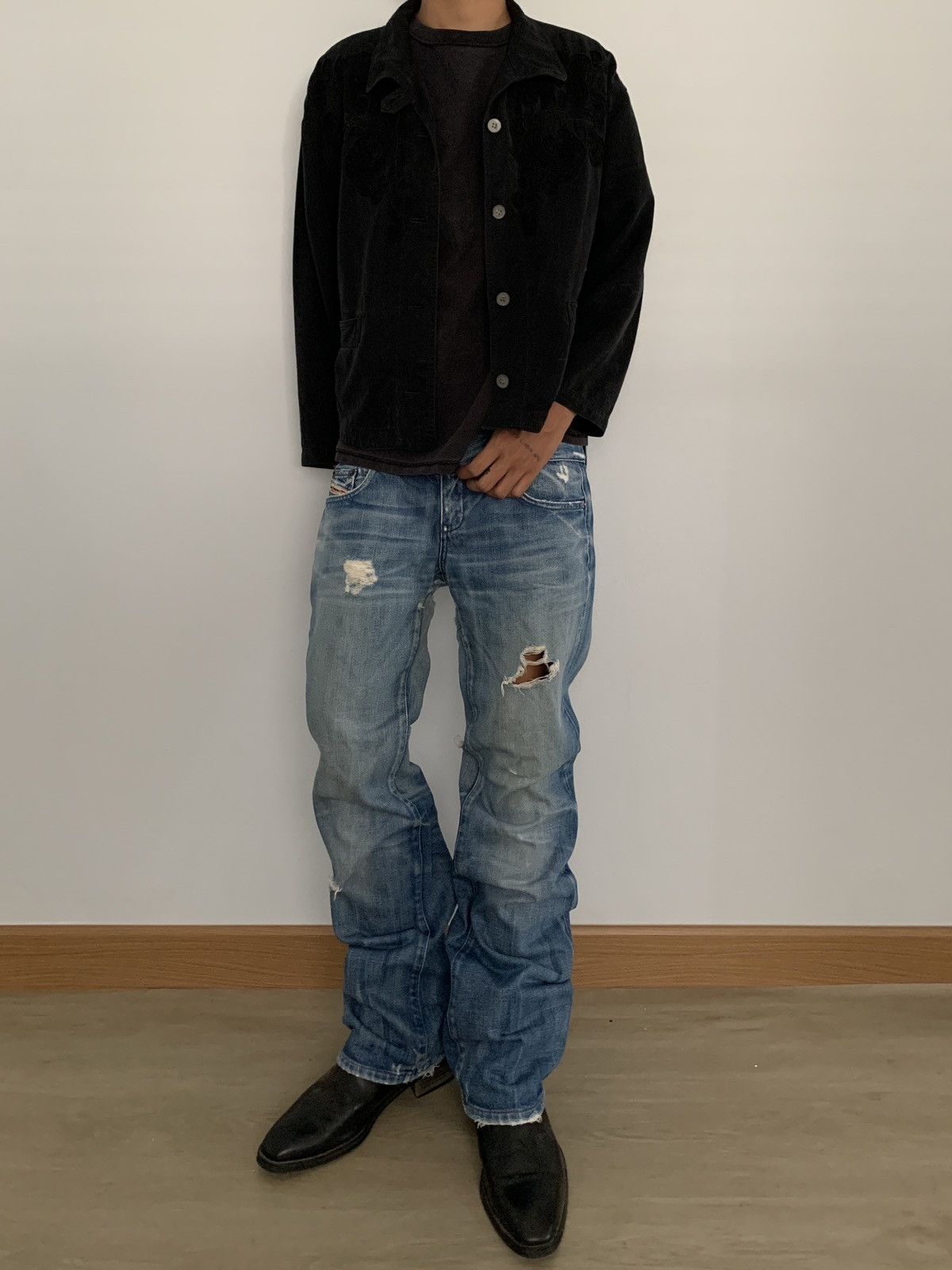 Diesel 90s Vintage Diesel Flared Denim Bootcut Distressed Grunge Size US 32 / EU 48 - 6 Thumbnail