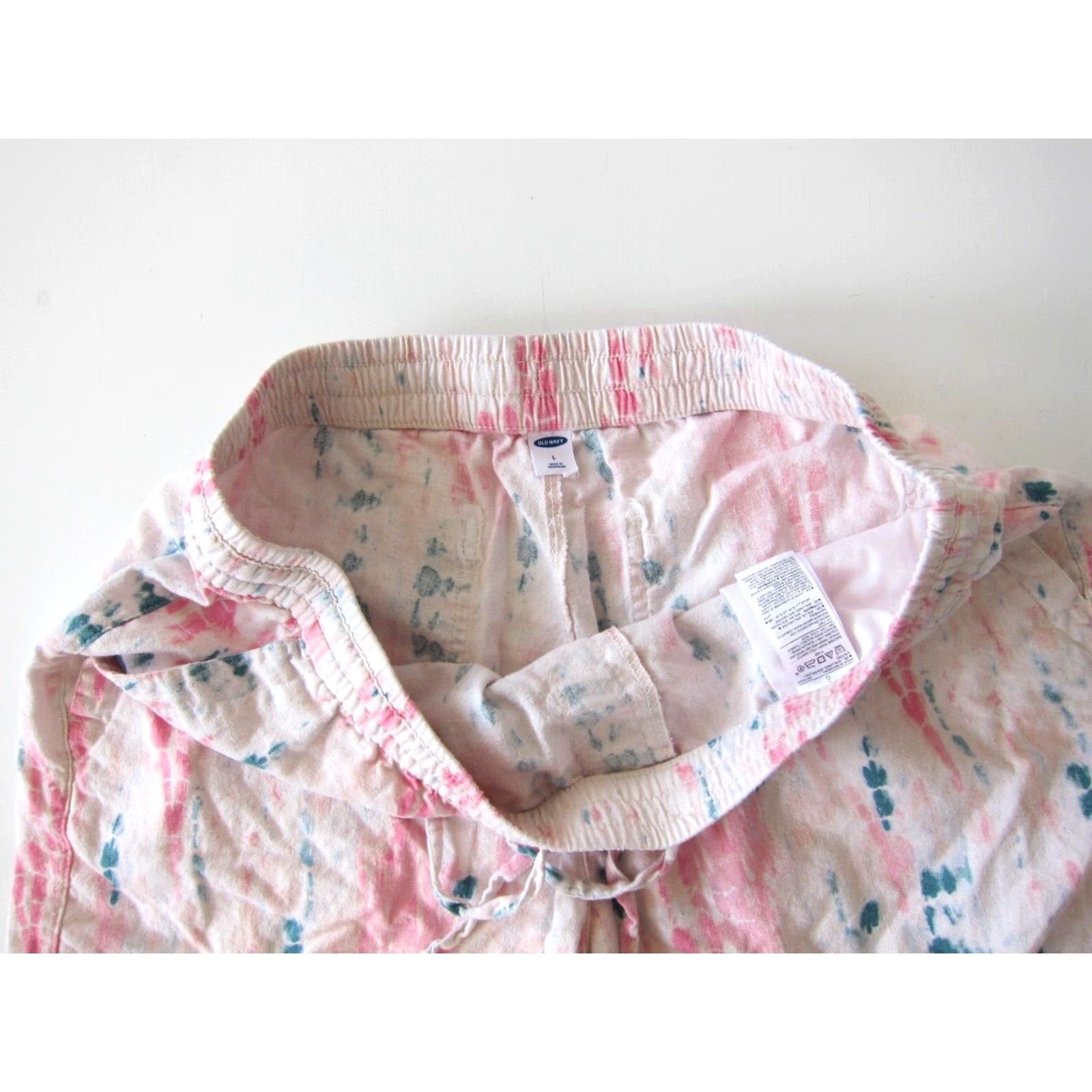 Old Navy Old Navy Chino Shorts Women Large Green Pink Tie Dye Pocket Linen Rayon Pocket Chino Shorts Women Large Green Pink Tie Dye Linen Rayon Old Navy Size 36" / US 14 / IT 50 - 6 Thumbnail