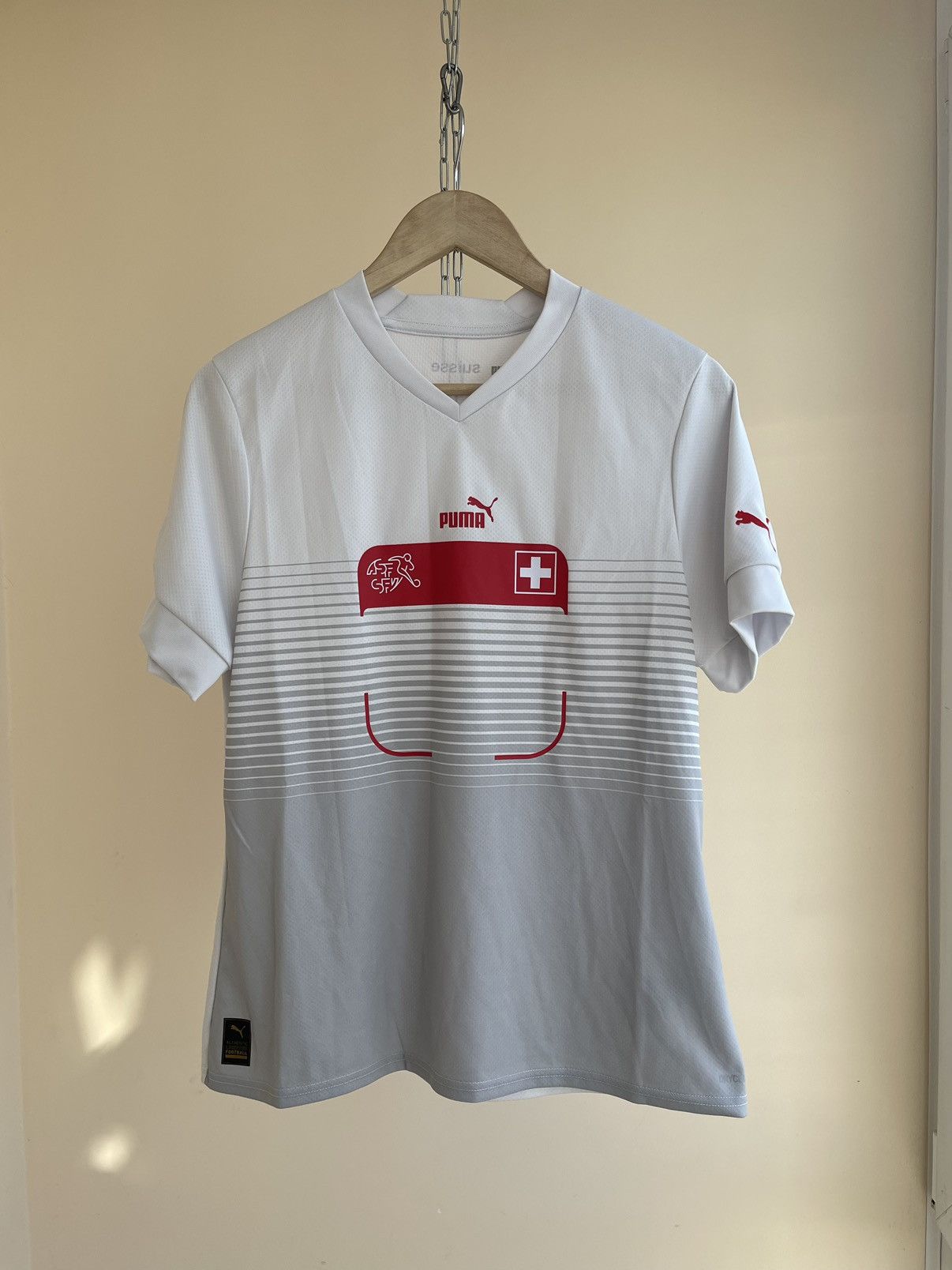 Puma Switzerland National Team Away Soccer Jersey Puma 2022 2023 Size L / US 10 / IT 46 - 1 Thumbnail