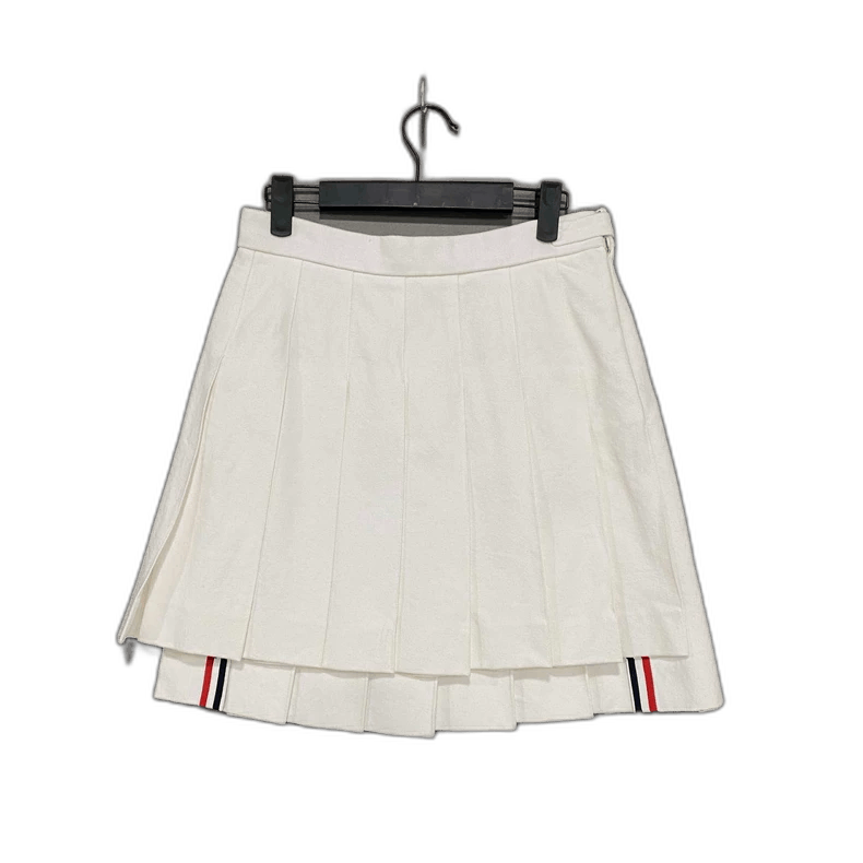 Thom Browne White Classic Pleated Skirt by Thom Browne Size 40" / US 18 - 1 Thumbnail
