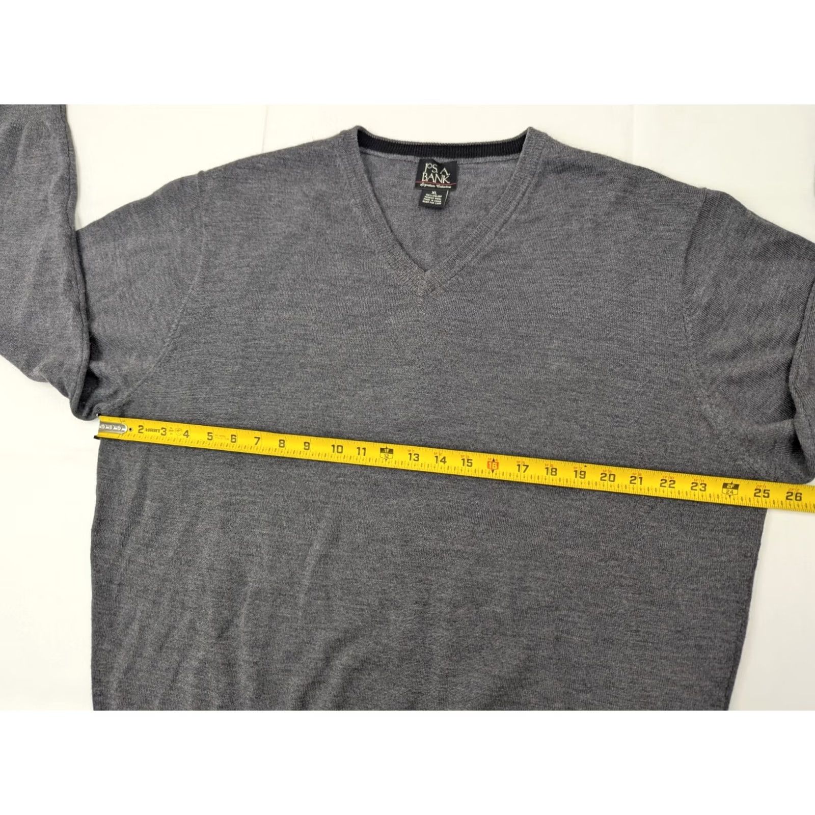 Jos. A. Bank Jos. A. Bank 100% Italian Merino Wool Long Sleeve V-Neck Sweater Men XL Gray Shirt Sweater 90s Preppy Mens Size US XL / EU 56 / 4 - 5 Thumbnail
