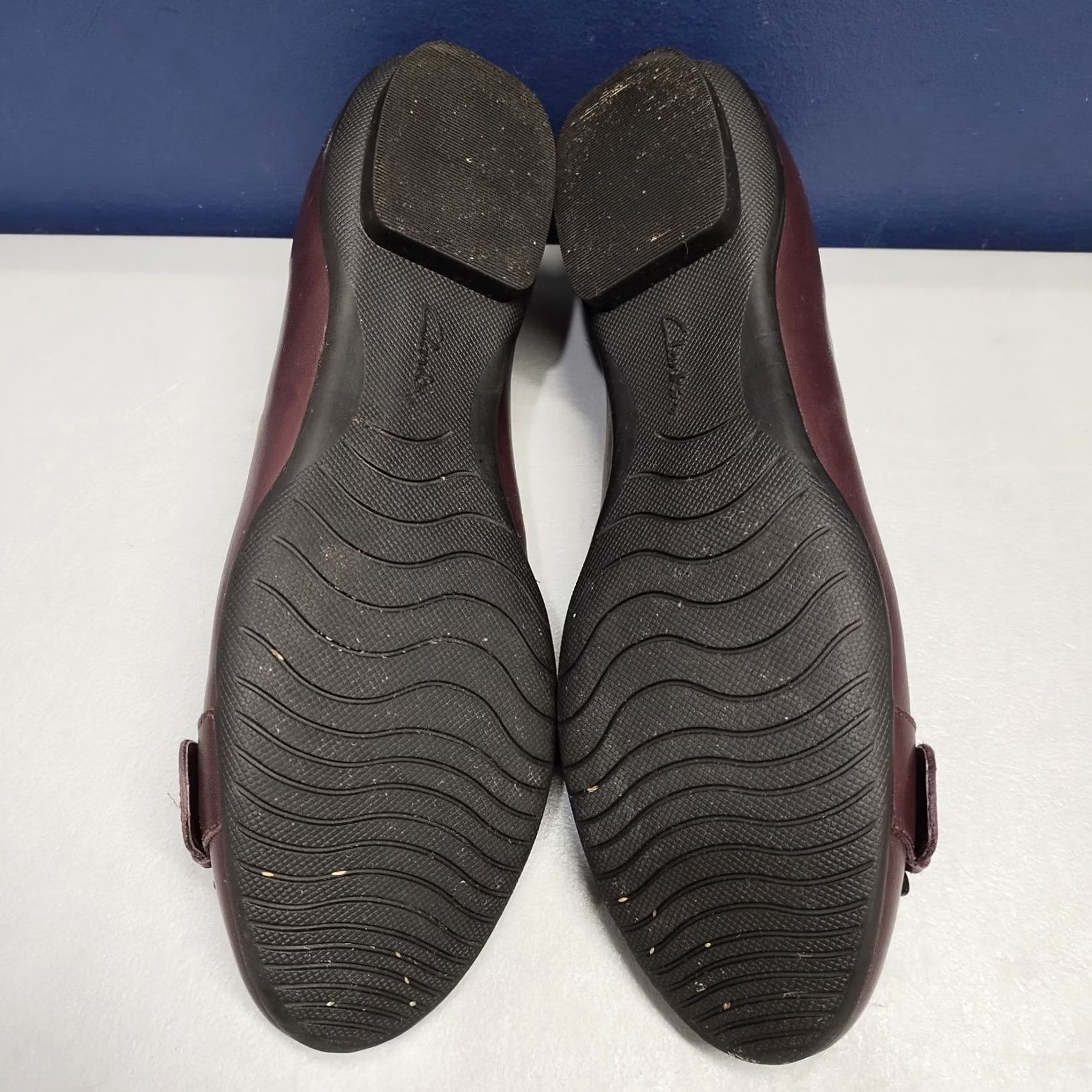 Clarks Clarks Ballet Flats Womens Size 8.5M Burgundy Neenah Lark Unstructured Flat Shoes Shoes Dress, Casual, Travel Size US 6 / IT 36 - 7 Thumbnail