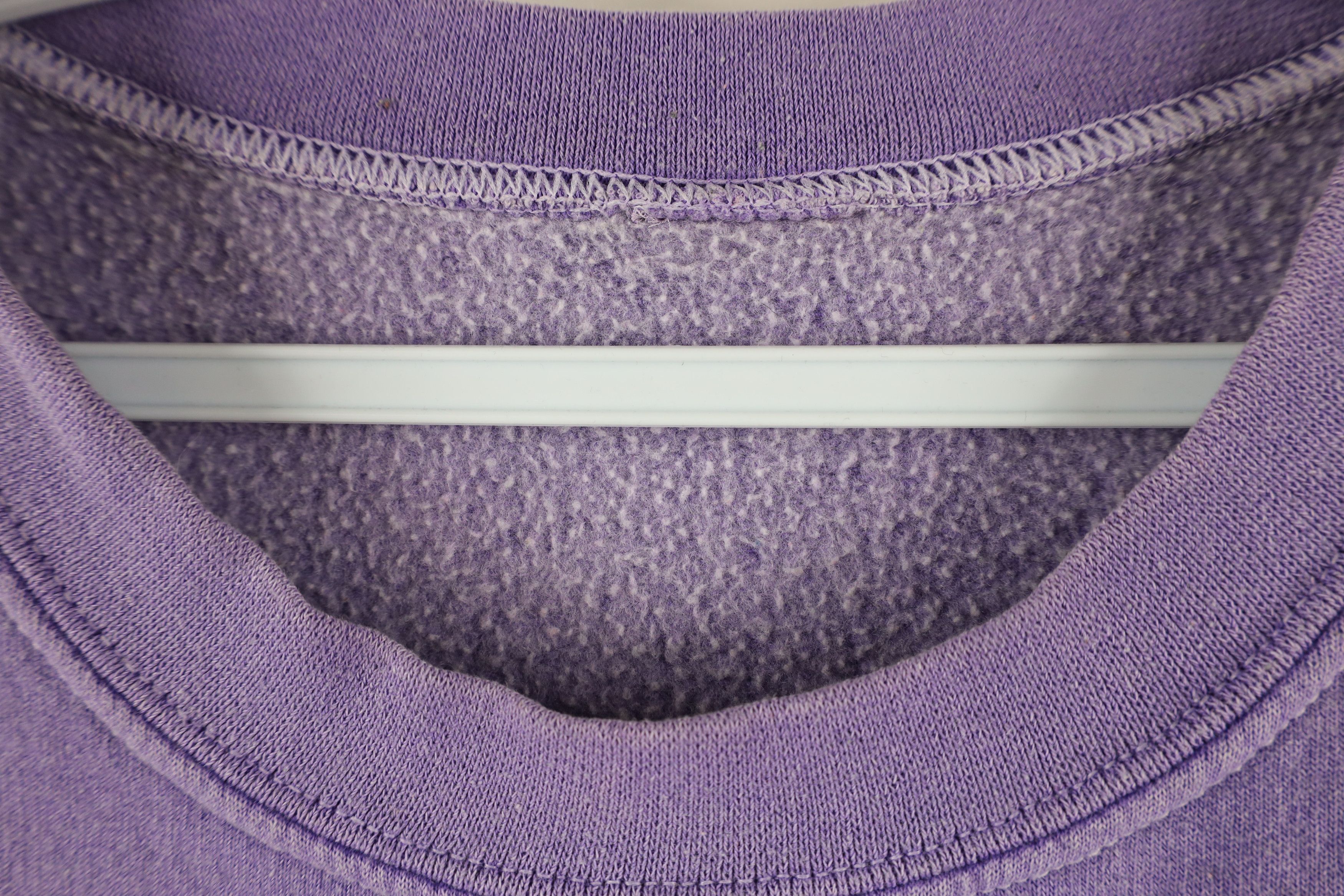 Vintage Vintage 90s Out Boyne Mountain Crewneck Sweatshirt Purple Size L / US 10 / IT 46 - 6 Thumbnail