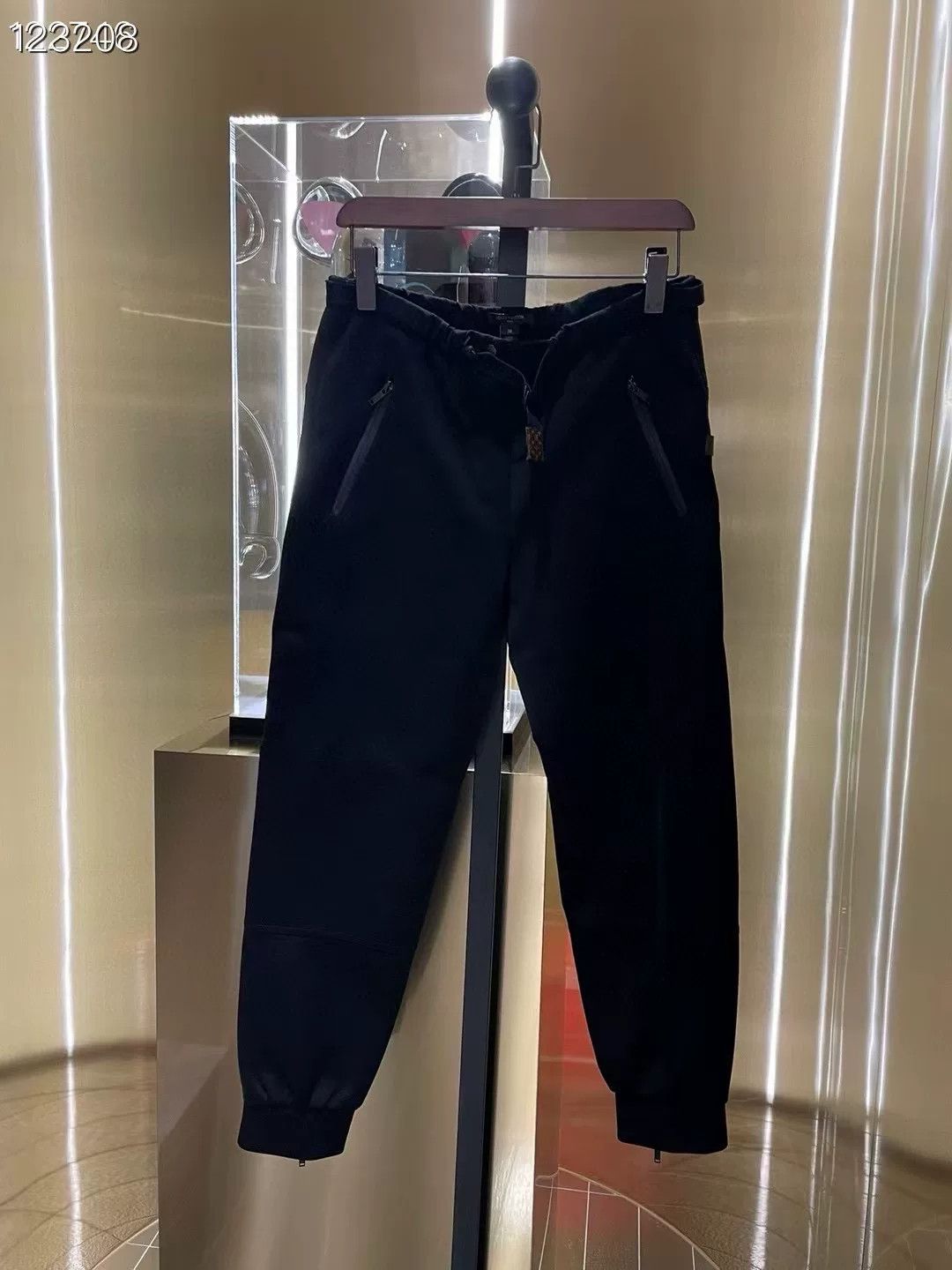 Louis Vuitton Louis Vuitton Biker Pants Size 38 Size 38" / US 16 / IT 52 - 1 Thumbnail