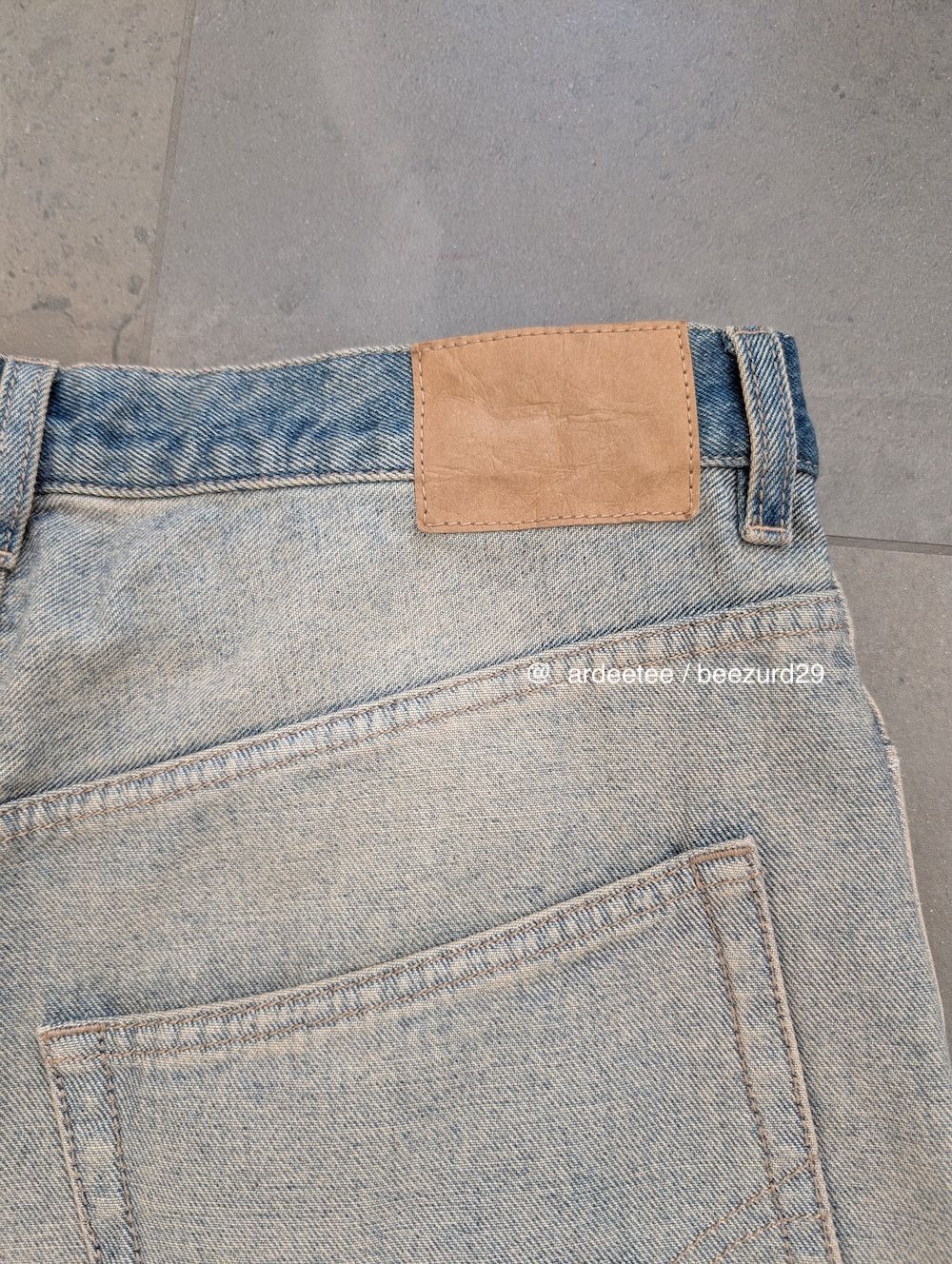 Balenciaga *NEW* SS24 INSIDE OUT BAGGY JEANS $1,590 MEDIUM Size US 32 / EU 48 - 16 Thumbnail