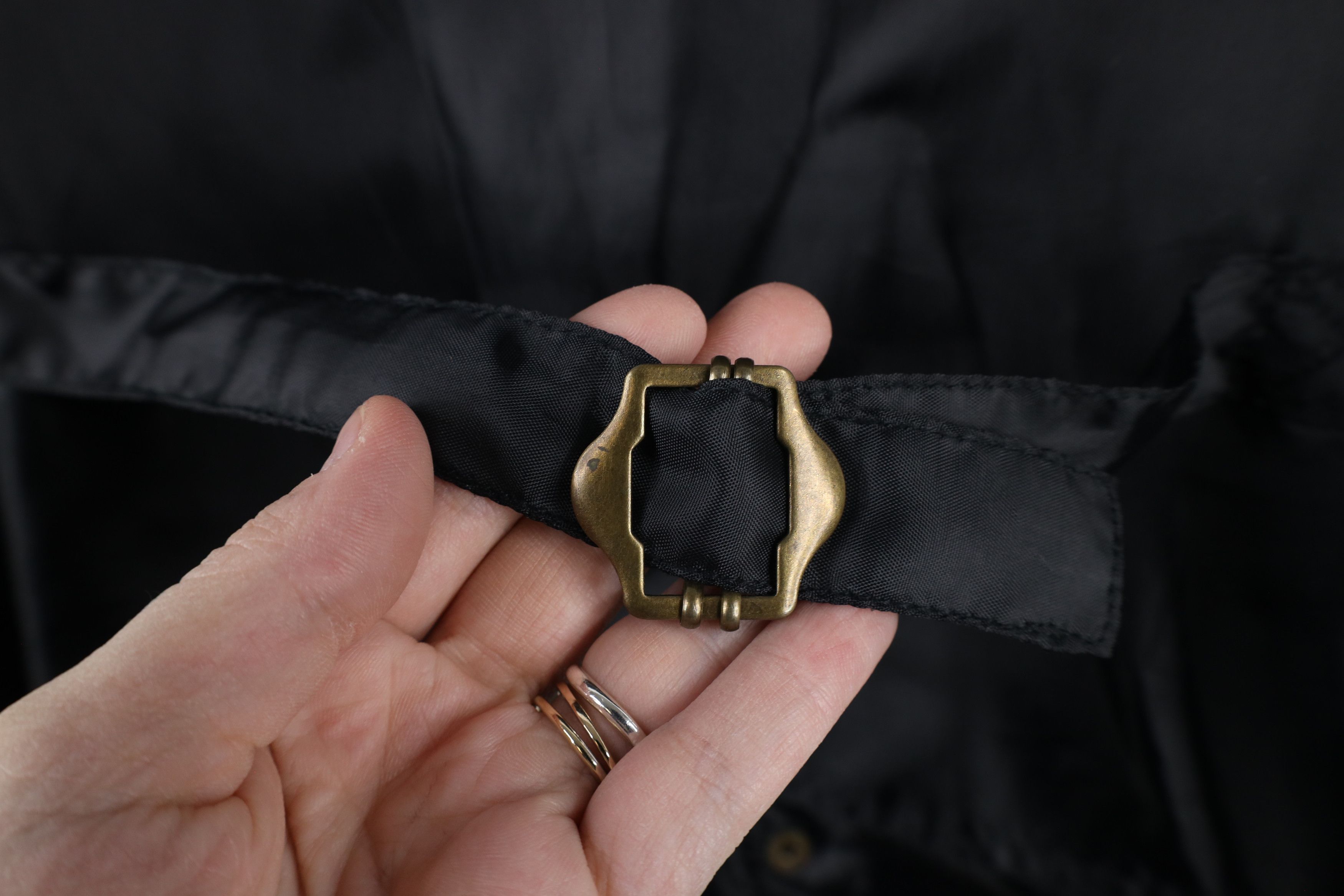 Vintage Vintage 90s Streetwear Suede Leather Buckle Back Vest Jacket Size US L / EU 52-54 / 3 - 9 Thumbnail