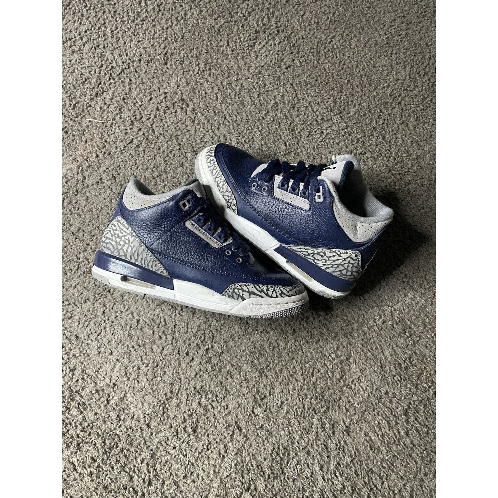 Nike Size 4y- Air Jordan 3 Retro GS Georgetown Women Size 5.5 Size US 5 / EU 37 - 2 Thumbnail