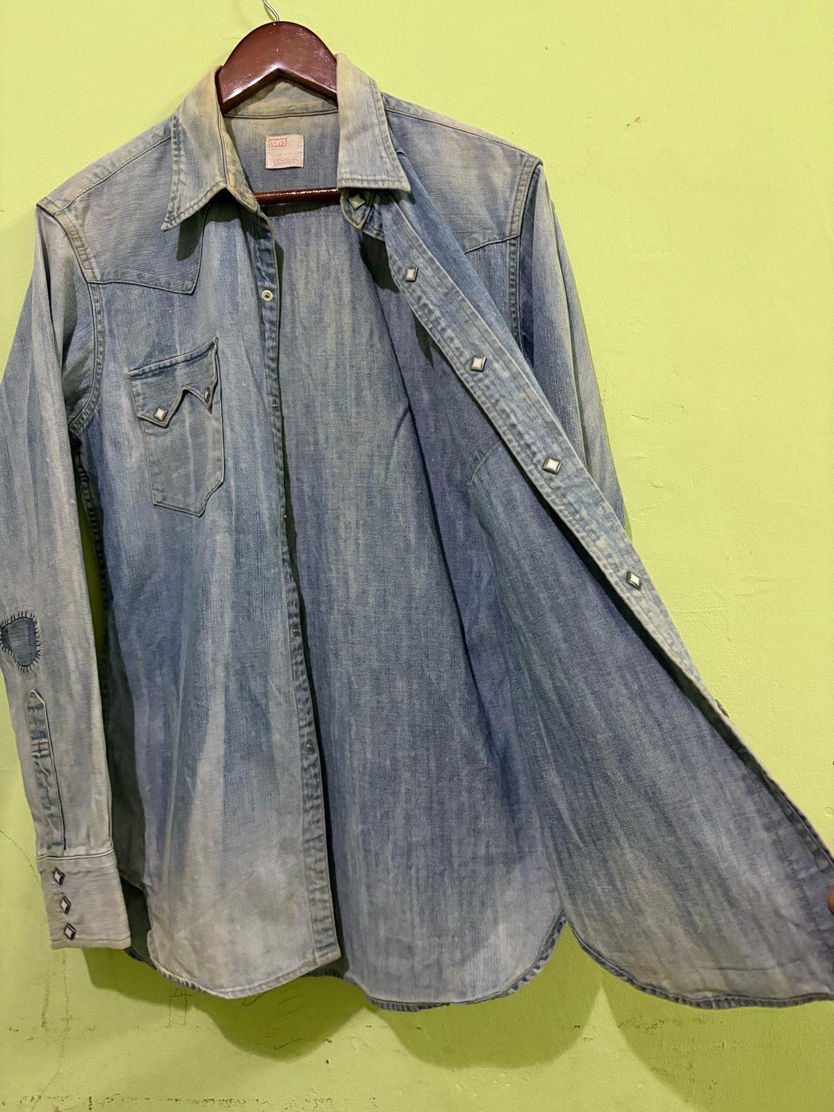 Levi's Vintage Clothing Vintage Levi's Western Shirt Button up Double Pocket Design Size US M / EU 48-50 / 2 - 6 Thumbnail