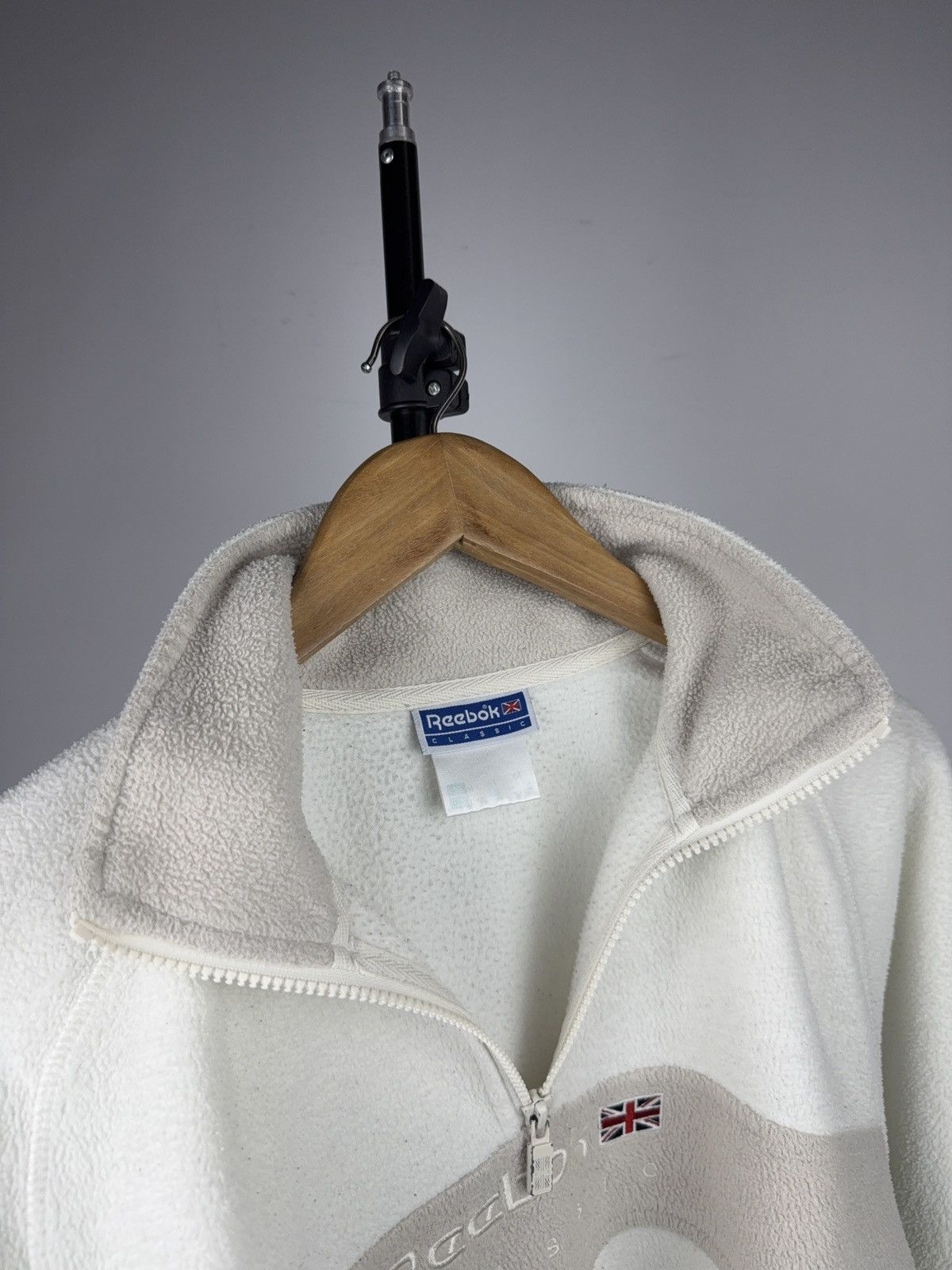 Reebok Vintage 00s Reebok Classic White Fleece Quarter Zip Size M/L Size US M / EU 48-50 / 2 - 8 Thumbnail