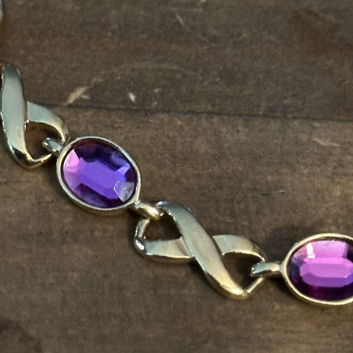 Other Vintage Avon purple gemstone infinity link bracelet Size ONE SIZE - 6 Thumbnail