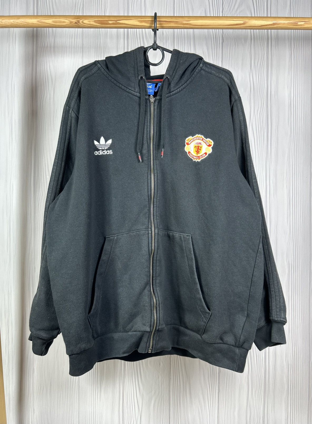 Adidas MANCHESTER UNITED FOOTBALL TRAINING Hoodie SIZE XL