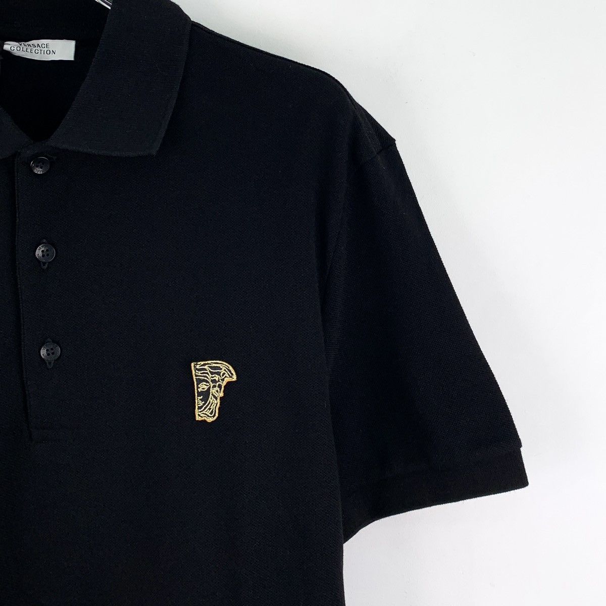 Versace Versace 23 Black Medusa Head Button Front Polo Shirt K26WX Size US S / EU 44-46 / 1 - 3 Thumbnail