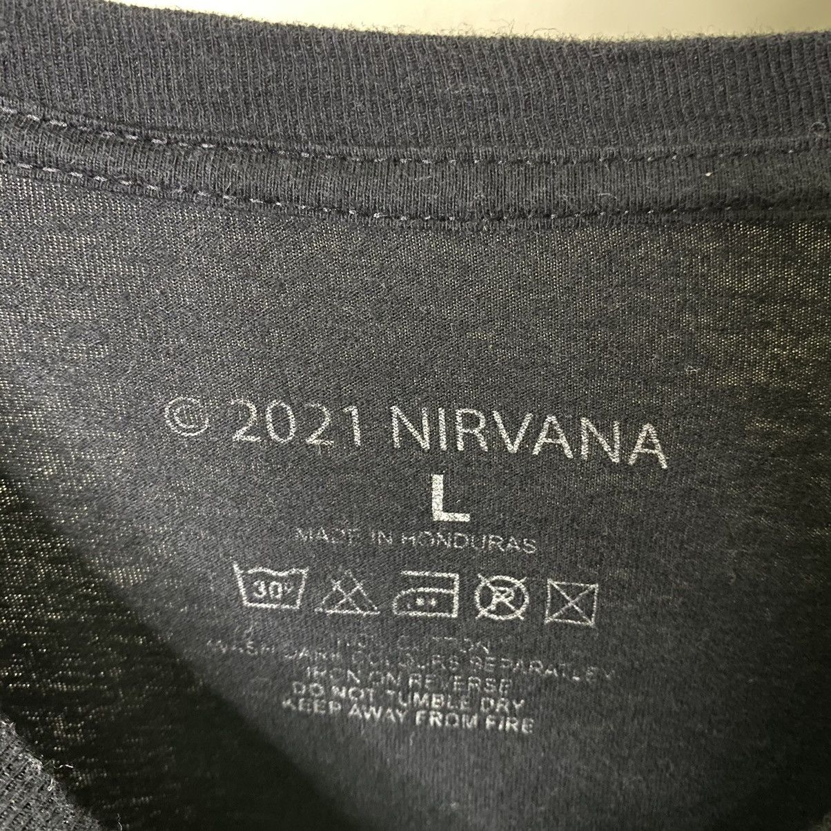 Band Tees × Nirvana Nirvana Kurt Cobain Smiley Face T Shirt Official Reissue Size US XXL / EU 58 / 5 - 3 Thumbnail