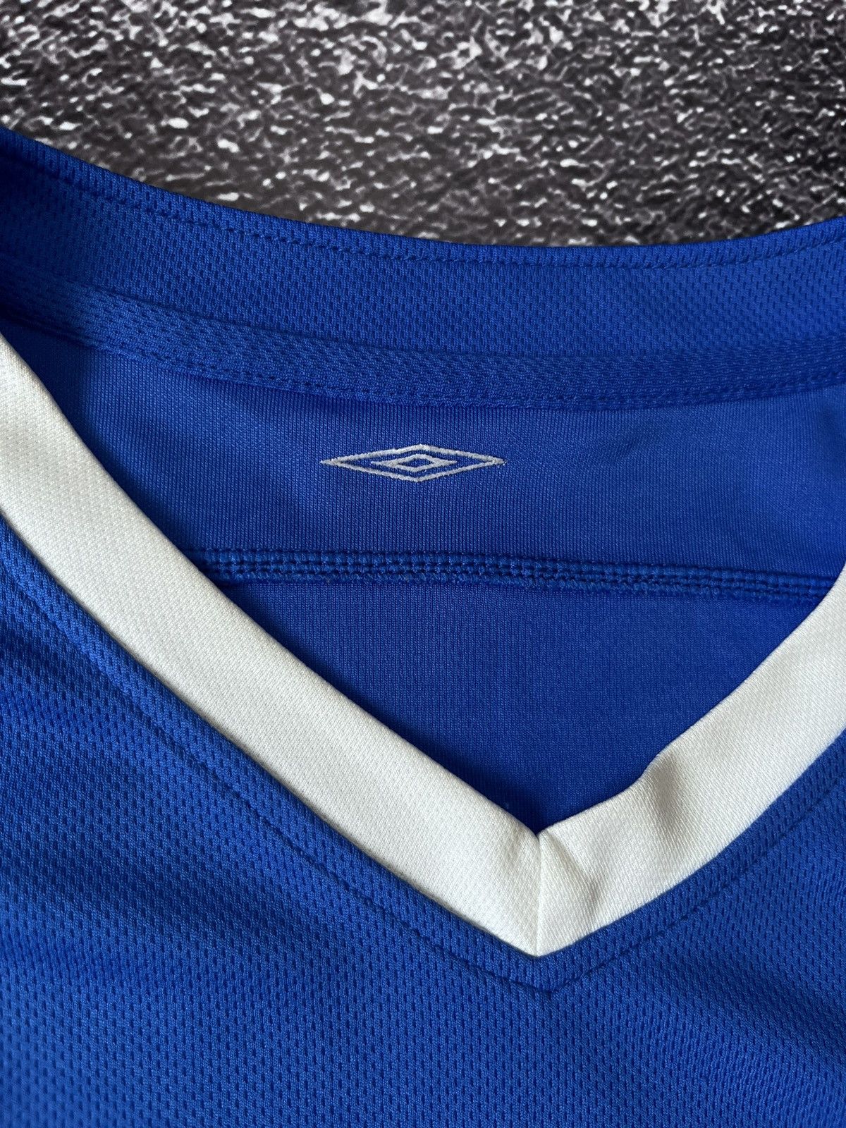 Umbro CHELSEA UMBRO 2003/2004 FOOTBALL REISSUE JERSEY #8 LAMPARD Size US S / EU 44-46 / 1 - 9 Thumbnail