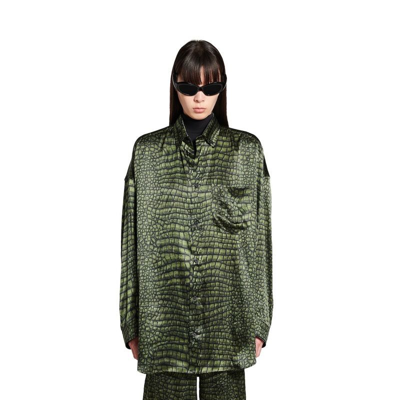 Balenciaga o1bcso1str0326 Cocoon Shirt in Green Size XL / US 12-14 / IT 48-50 - 5 Thumbnail