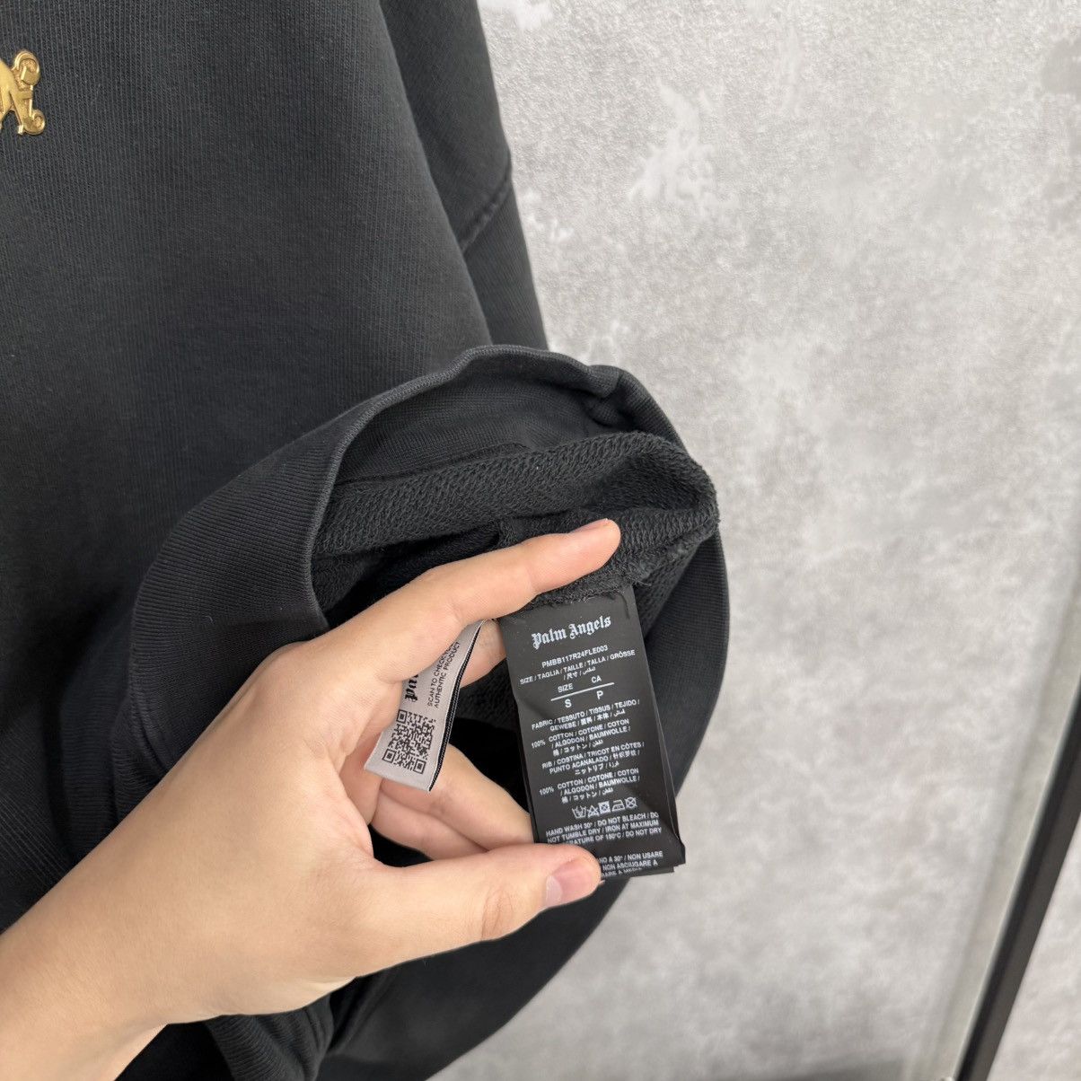 Palm Angels PALM ANGELS BLACK BURNING HOODIE Size US S / EU 44-46 / 1 - 5 Thumbnail