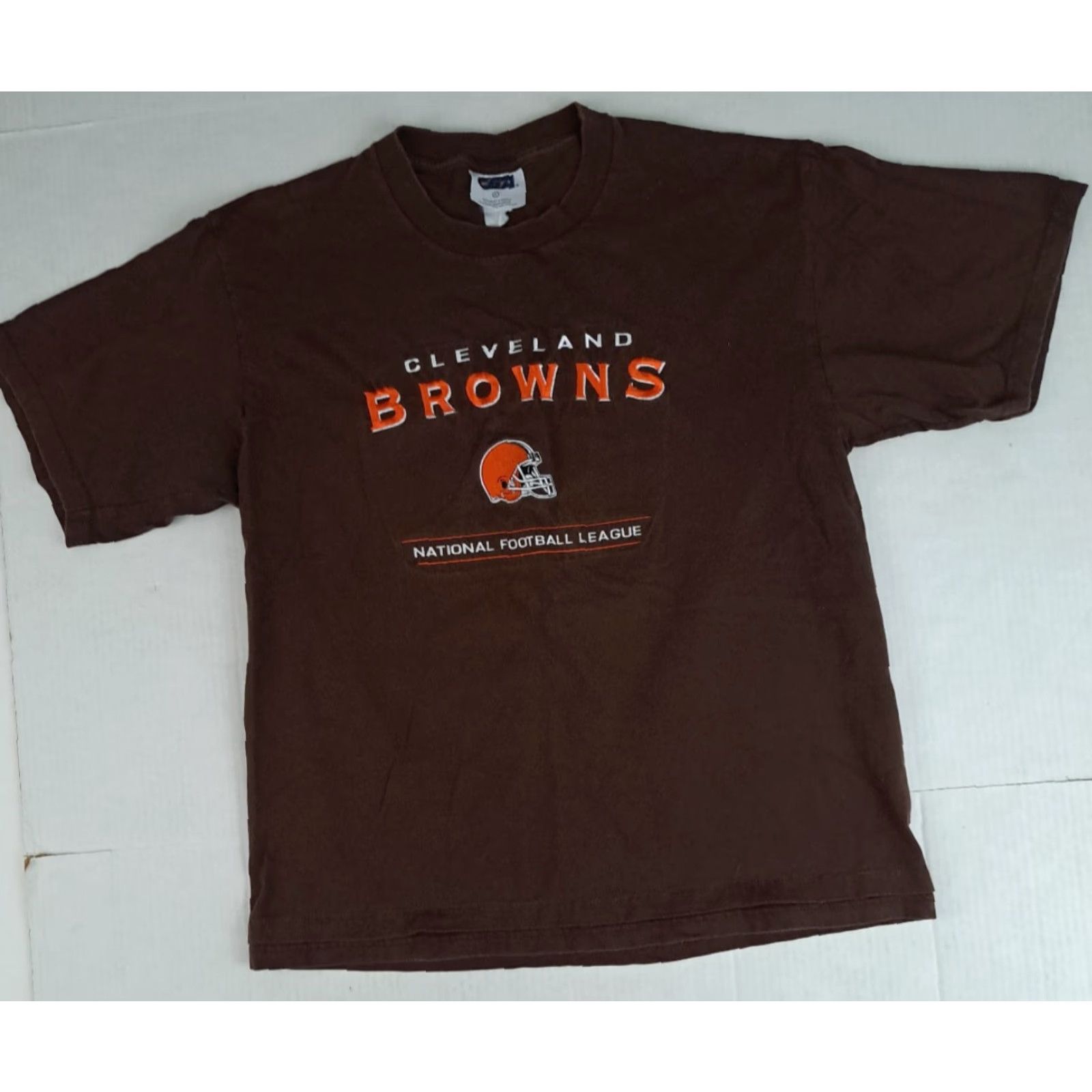 Vintage VINTAGE Cleveland Browns T-Shirt Embroidered 90s CSA Brown Cotton Crew Neck Unisex Adults L Size US L / EU 52-54 / 3 - 6 Thumbnail