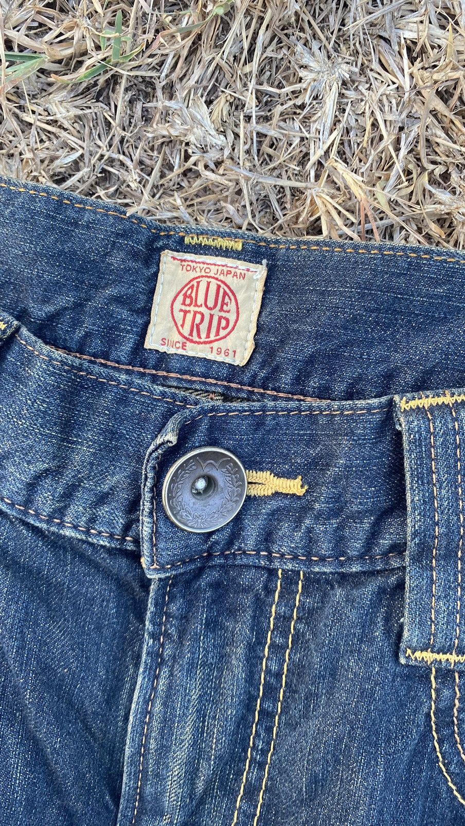 Edwin Edwin Blue Trip Buckle Jeans Very Nice Design Size US 33 - 6 Thumbnail