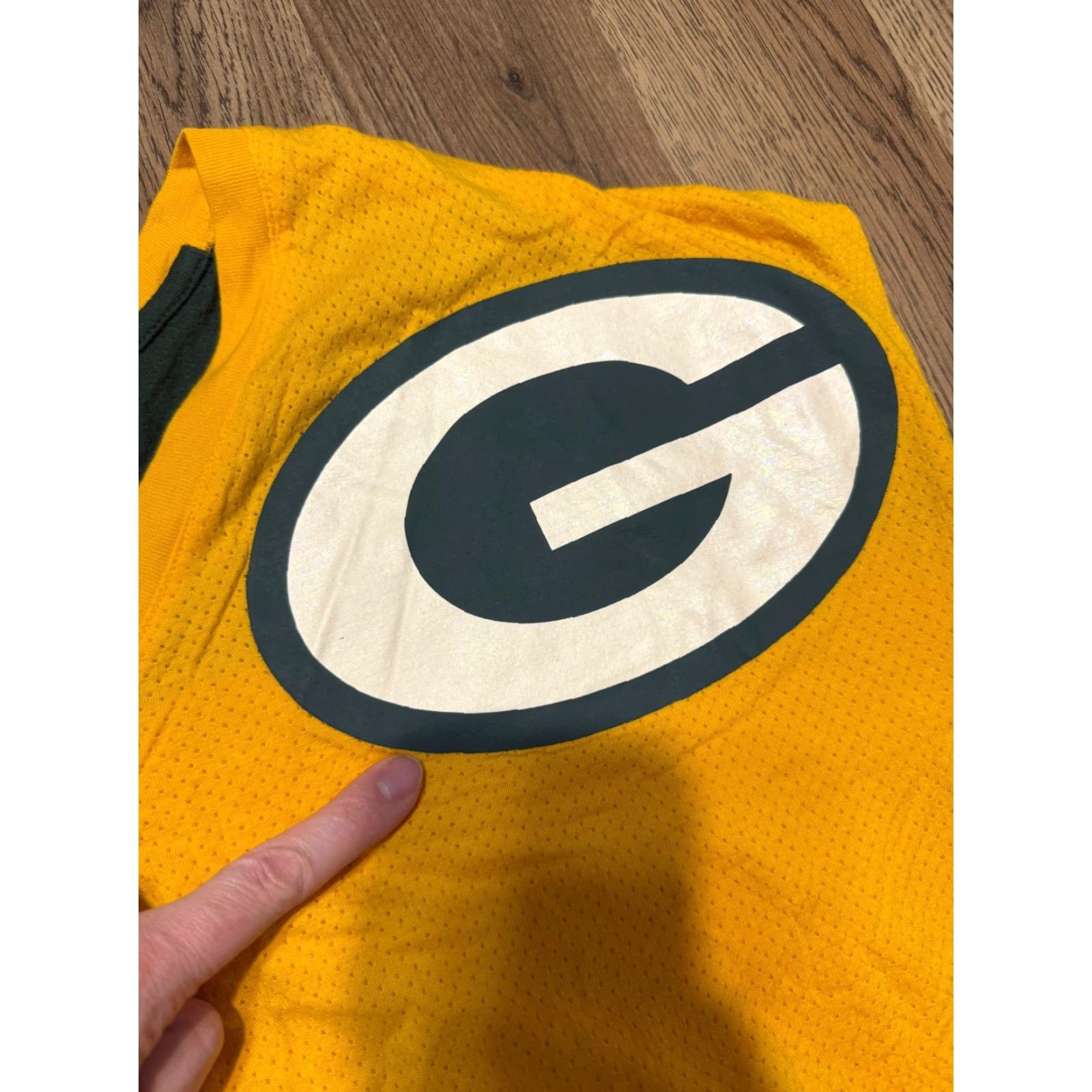 Vintage Touch Shirts Women's XL Tank Yellow V-Neck Wisconsin Green Bay Packers Size XL / US 12-14 / IT 48-50 - 6 Thumbnail