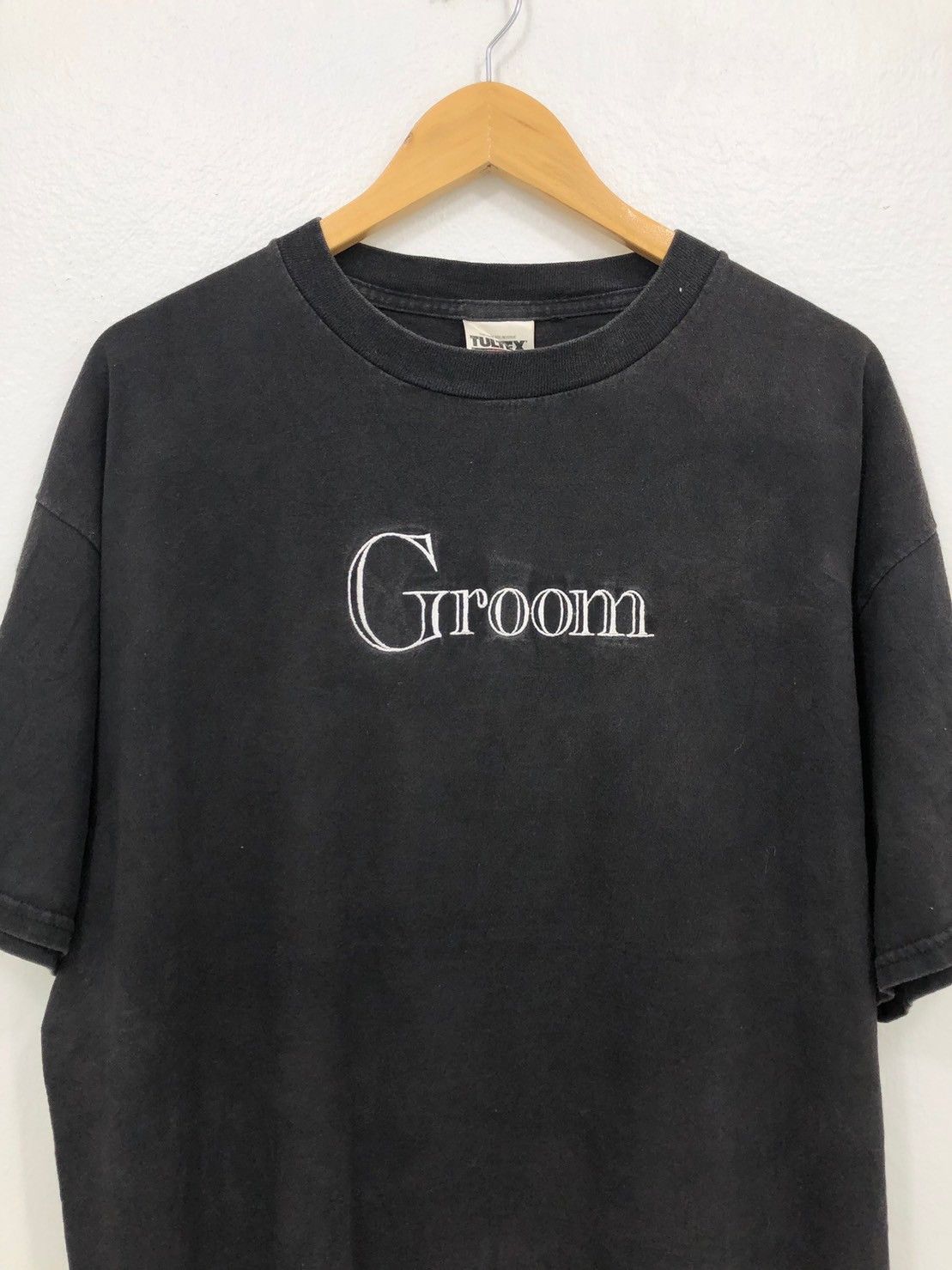 Tultex × Vintage Vintage 90's Groom Embroidered shirt Tultex Label BN Size US XL / EU 56 / 4 - 1 Thumbnail