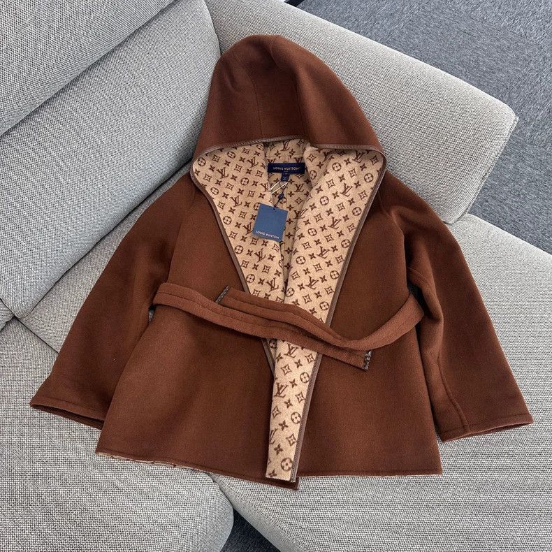 Louis Vuitton Louis Vuitton FW24 Short Cashmere Coat - dmc Size US M / EU 48-50 / 2 - 1 Thumbnail