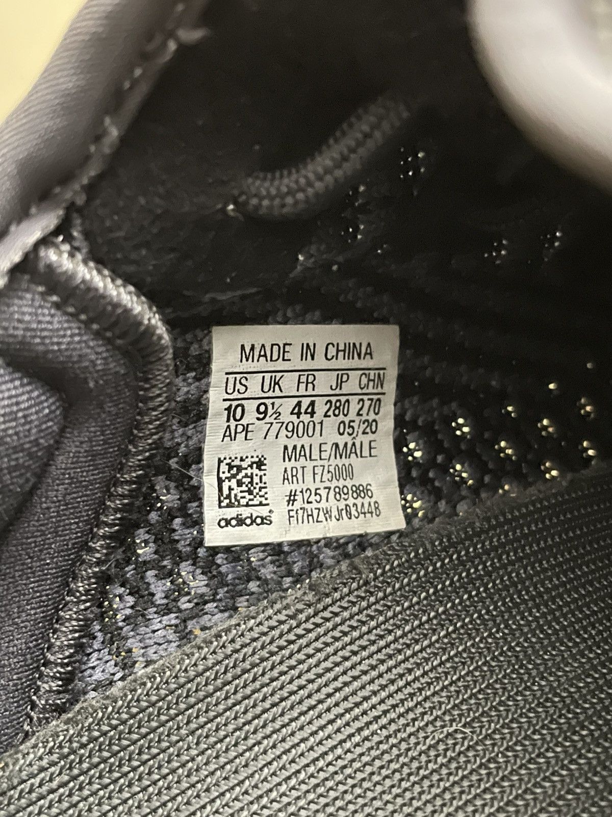Adidas × Yeezy Yeezy Boost 350 Carbon Size US 10 / EU 43 - 8 Thumbnail