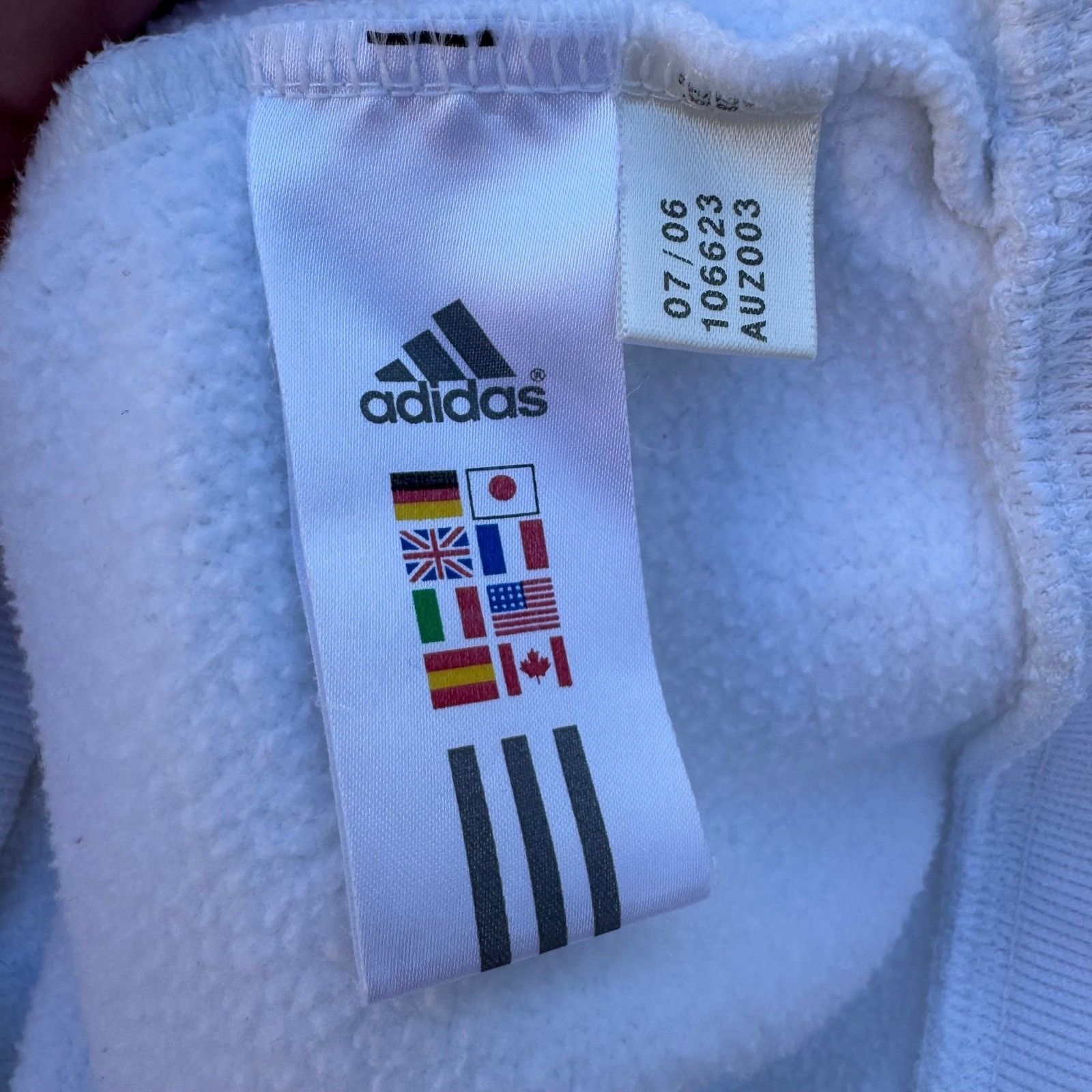 Adidas Adidas Mens XL Full Zip Hoodie White Fleece Lined 3-Stripe E Size US XL / EU 56 / 4 - 12 Thumbnail