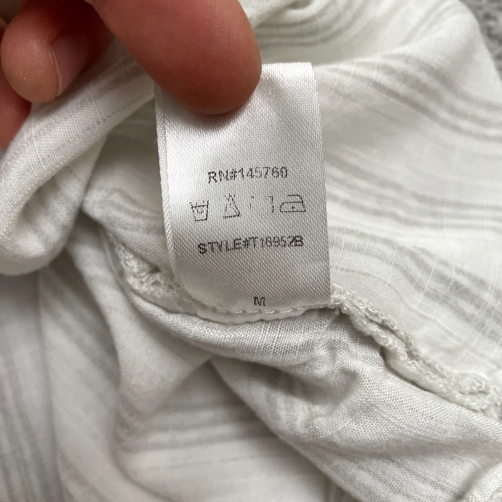 Vintage Ijoah Button Down Shirt Womens Medium White Striped Sleeveless Rayon Top Size M / US 6-8 / IT 42-44 - 6 Thumbnail