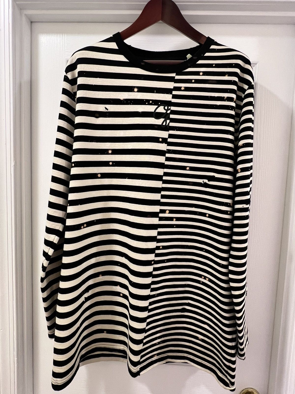 Off-White Off White black white distressed long sleeve Size US XL / EU 56 / 4 - 1 Thumbnail