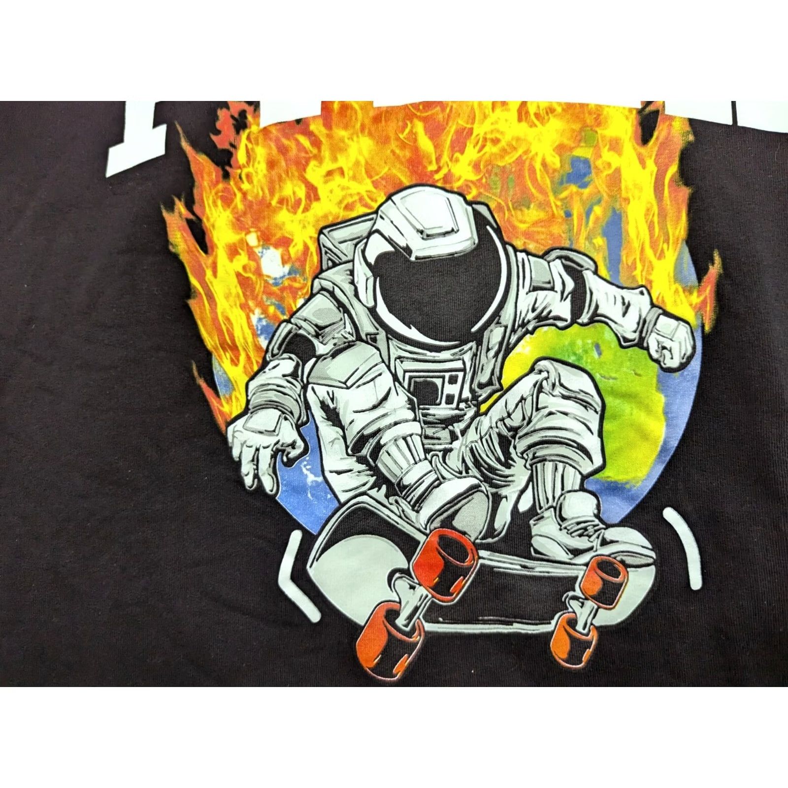 Vintage PYREX Sweatshirt Mens XL Black Astronaut Skateboard Virgil Abloh Size US XL / EU 56 / 4 - 2 Thumbnail