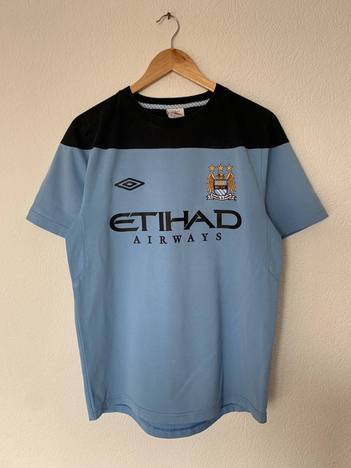 Umbro Umbro Manchester City Training Kit Soccer Jersey Size US M / EU 48-50 / 2 - 1 Thumbnail