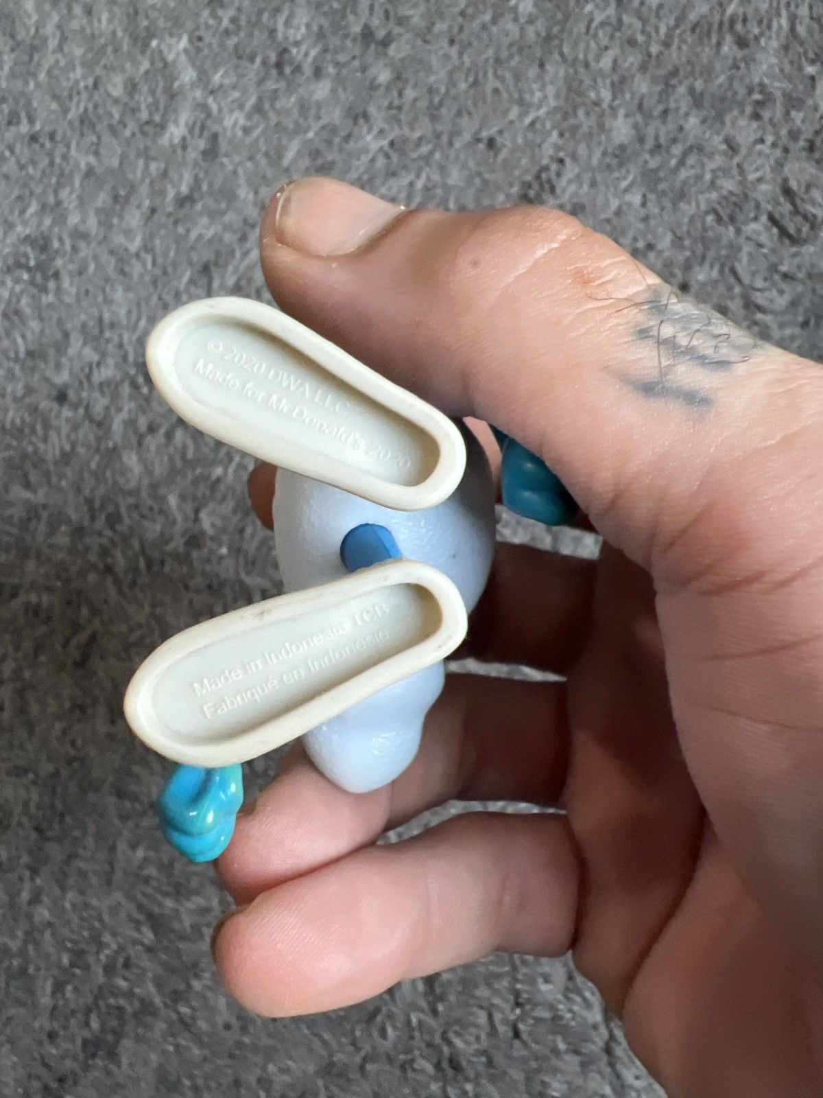 Hypebeast 2020 McDonald’s Trolls World Tour Cloud Guy Flossing Figure Size ONE SIZE - 3 Thumbnail