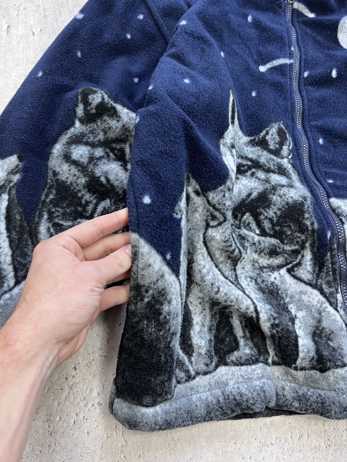 Vintage VINTAGE 90S OVERSIZE RARE SHERPA FLEECE WOLF ANIMAL HOODIE Size US M / EU 48-50 / 2 - 6 Thumbnail
