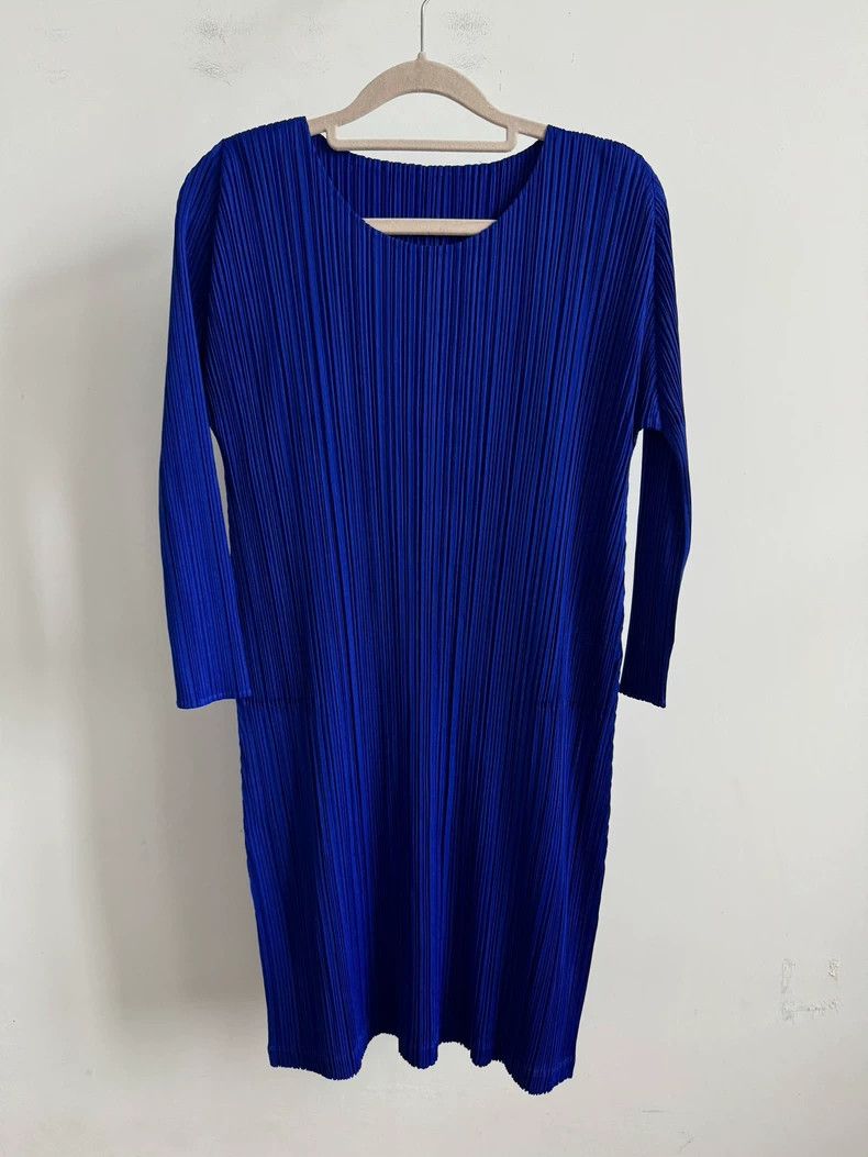 Issey Miyake Issey Miyake size:3 Deep blue pleated long-sleeved shirt Size S / US 4 / IT 40 - 1 Thumbnail