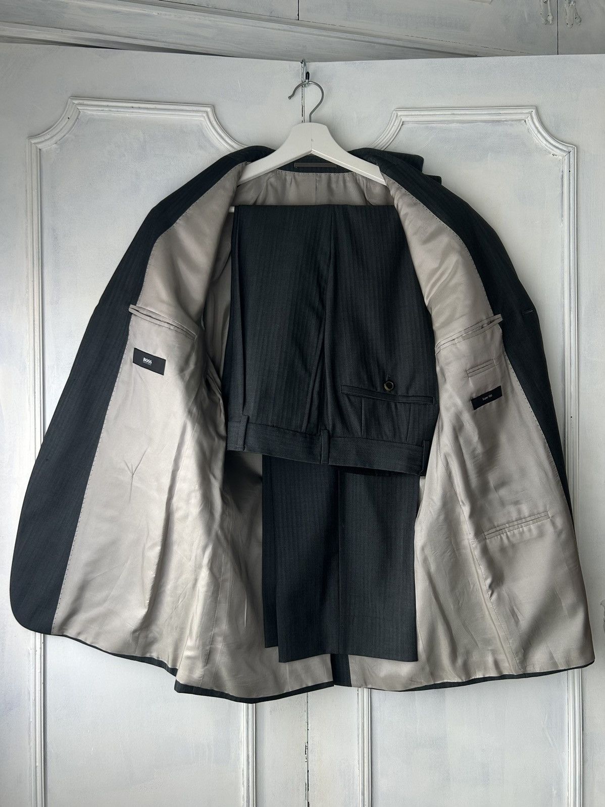 Hugo Boss Hugo Boss Wool Suit Size 42R - 2 Thumbnail
