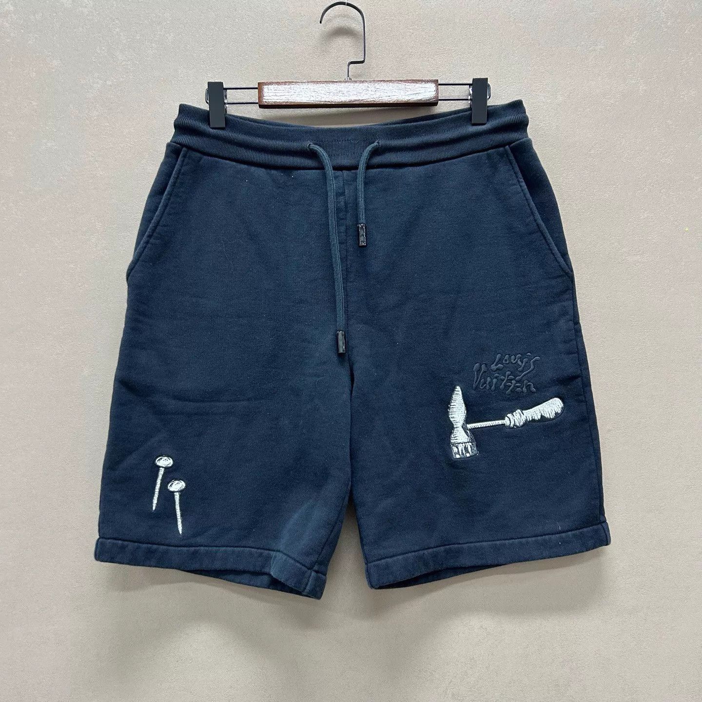 Louis Vuitton Louis Vuitton Tool Print Embroidered Shorts M Size 27" / US 4 / IT 40 - 1 Thumbnail