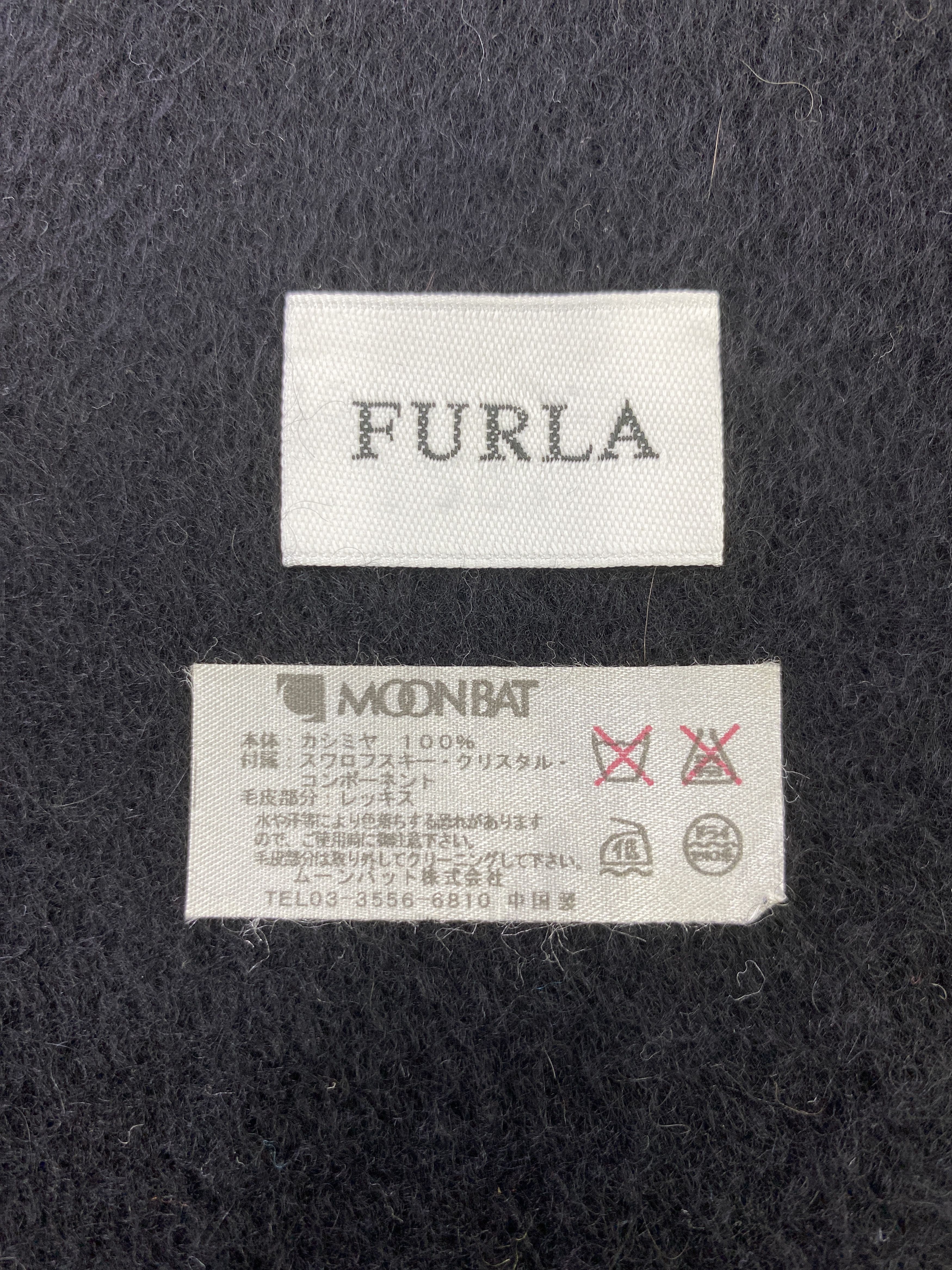 Furla Scarf / Muffler / Neckwear -T505