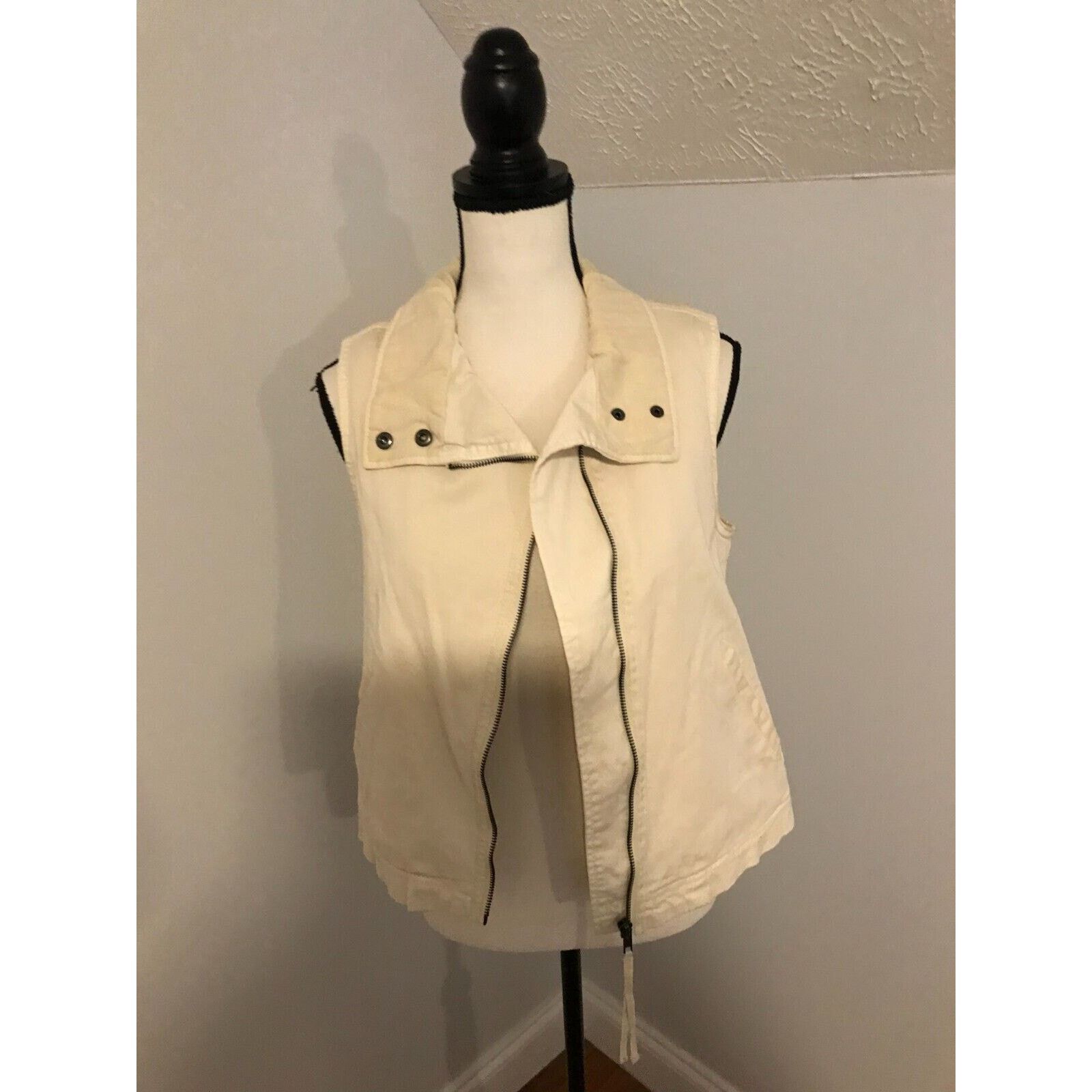 Anthropologie Anthropologie Marrakech Cream/Ivory Fleece Lined Vest Size M / US 6-8 / IT 42-44 - 2 Thumbnail
