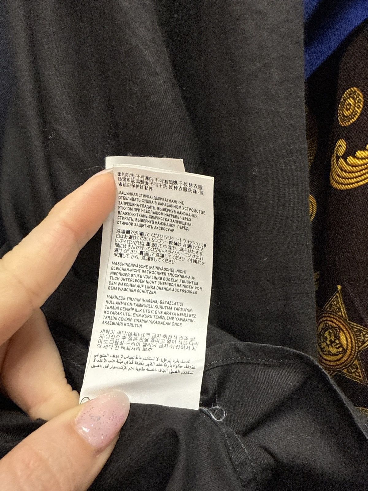 Versace Versace Button Down Black with Gold Embroidered Detailing 42 Size US XS / EU 42 / 0 - 4 Thumbnail