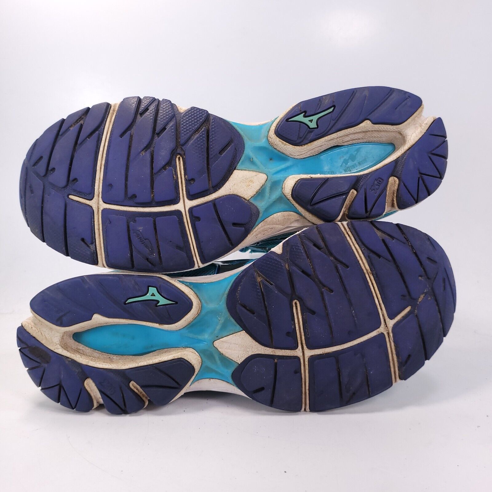 Mizuno Mizuno Wave Rider 20 Shoe Womens Size 9.5 J1GD170603 Blue Size US 9.5 / IT 39.5 - 7 Thumbnail