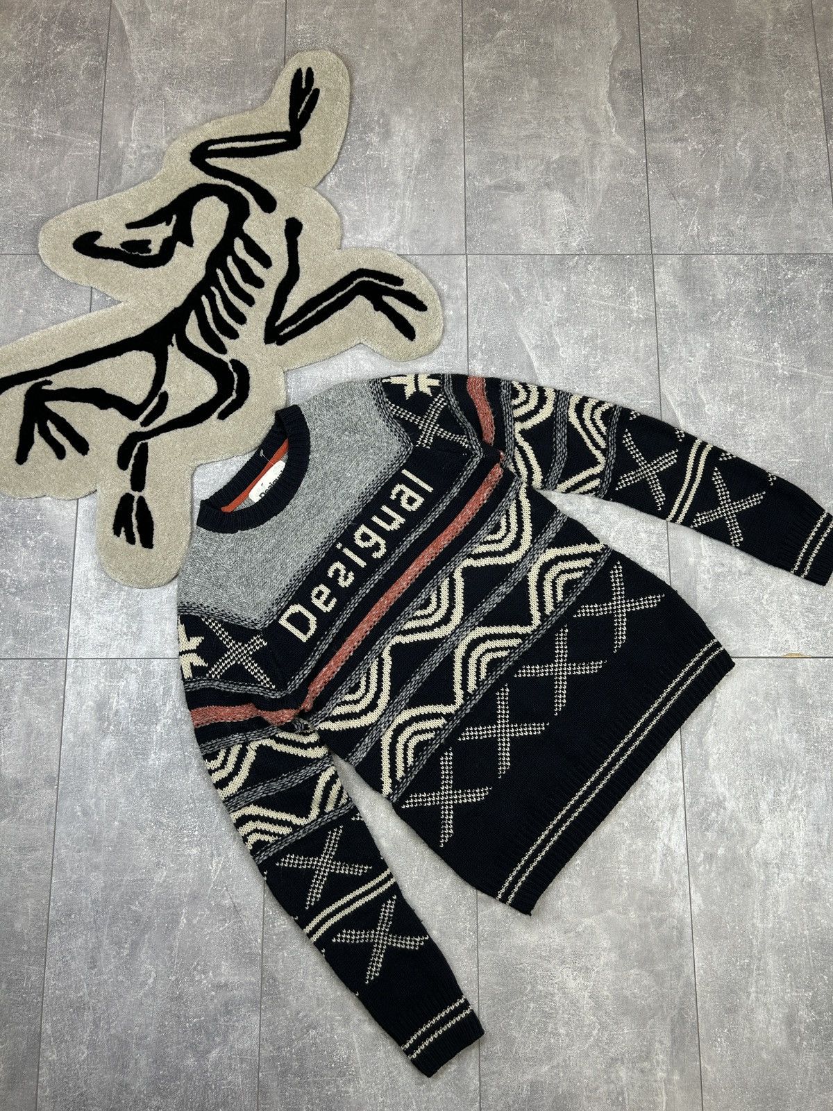 Desigual Mens Vintage Desigual Sweater big logo luxury rare y2k Size US M / EU 48-50 / 2 - 1 Thumbnail
