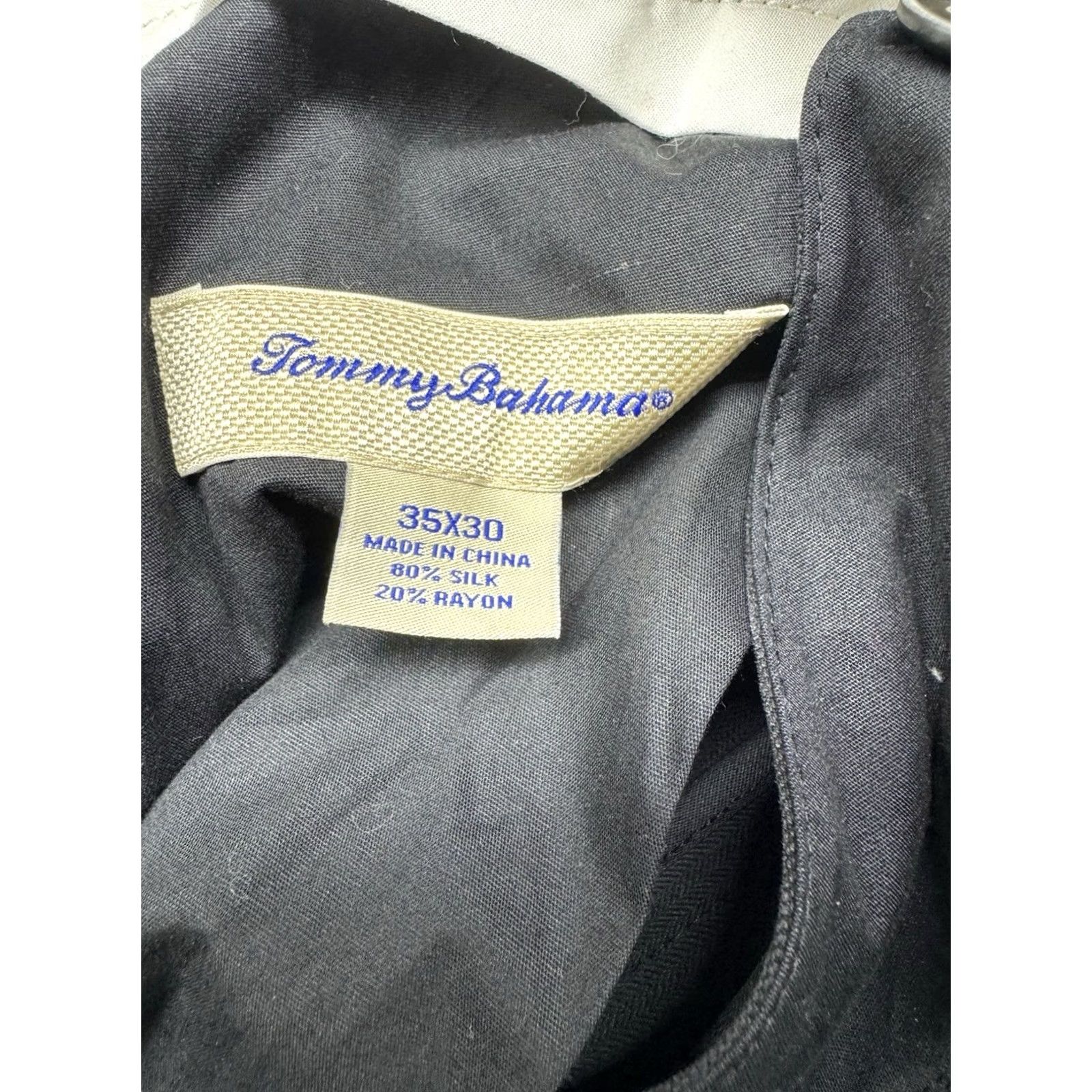 Tommy Bahama Tommy Bahama Mens 35x30 Black Silk Relaxed Pleated Dress Pants Slacks Classic Travel Business Casual Size US 36 / EU 52 - 2 Thumbnail