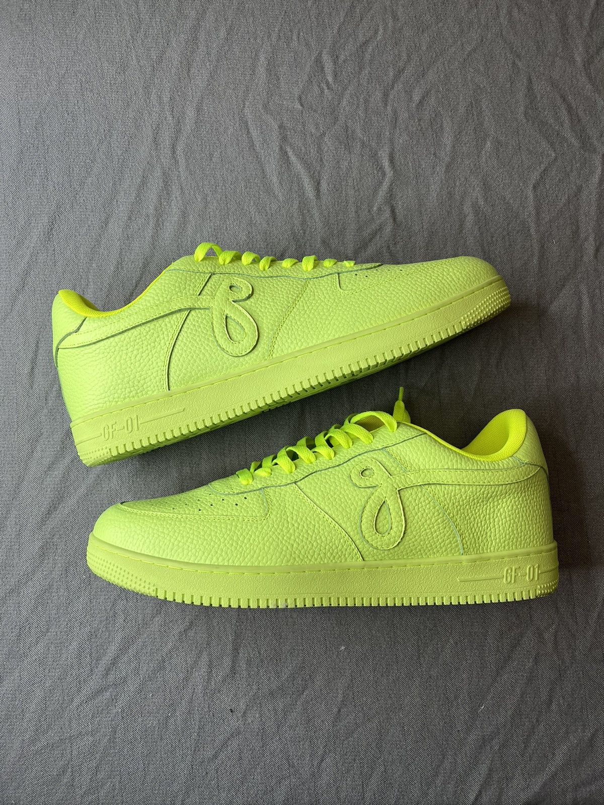 image of Vnds John Geiger Gf-01 Triple Volt Leather Sneakers Force in Green, Men's (Size 14)